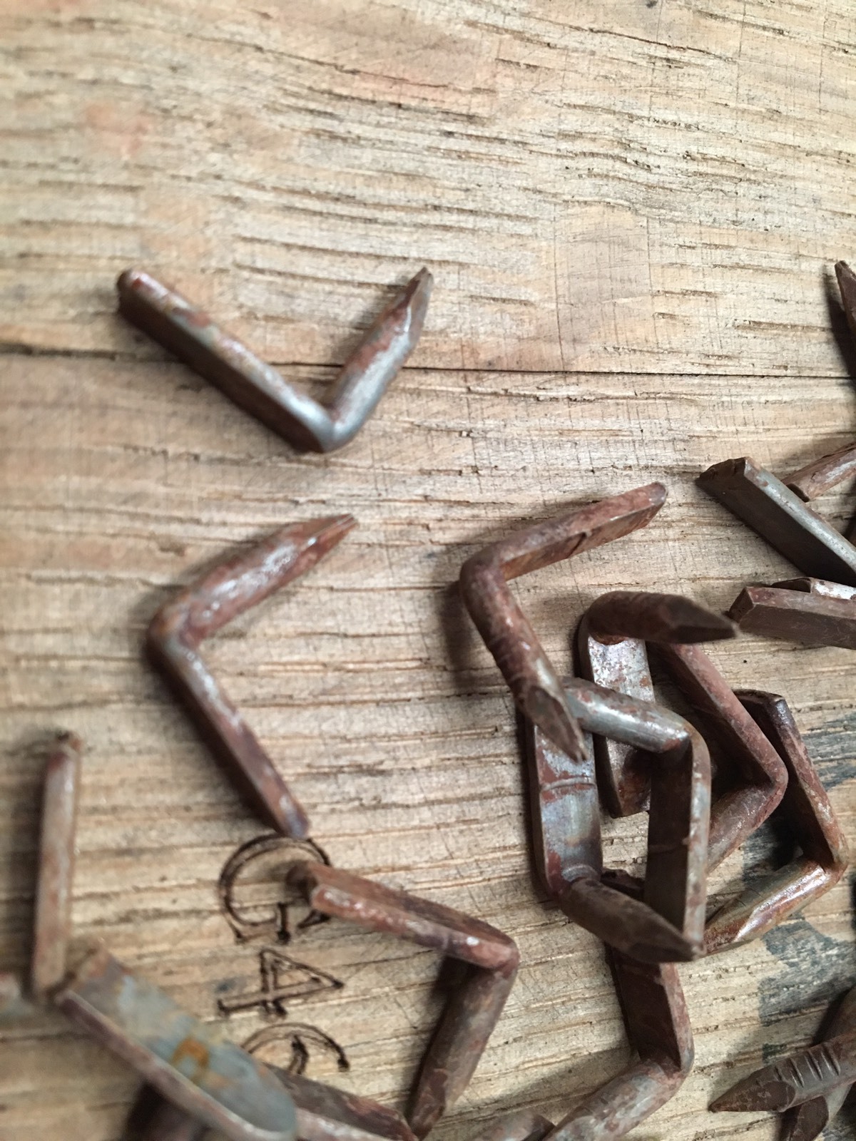 Hoop Nails Galvanized Vintage Look 50 QTY Barrel NAILS Whiskey Wine Wood Band