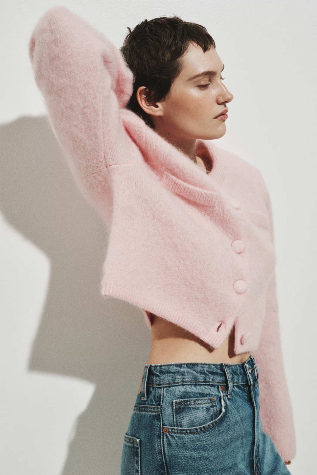 H&M WOMENMohair Blend Cropped Cardigan Shoulder Pads Button Front Soft Knit Pink