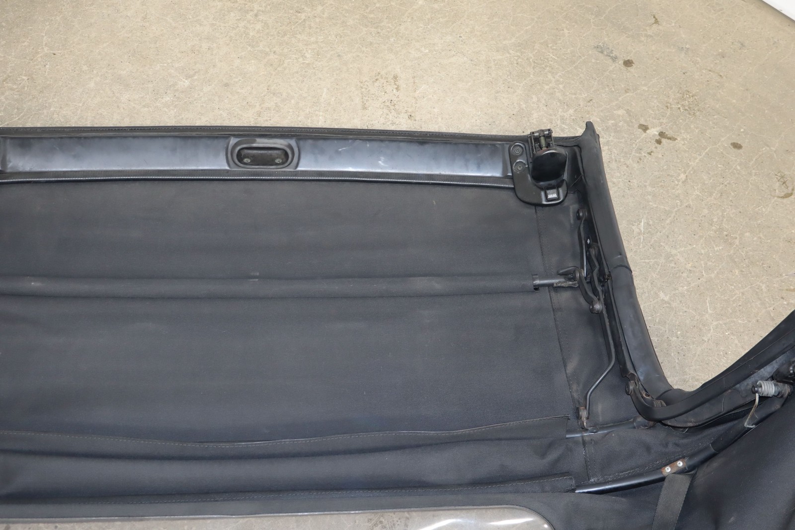 99-05 Mazda Miata NB Black Soft Top Convertible Roof W/Frame & Plastic Window