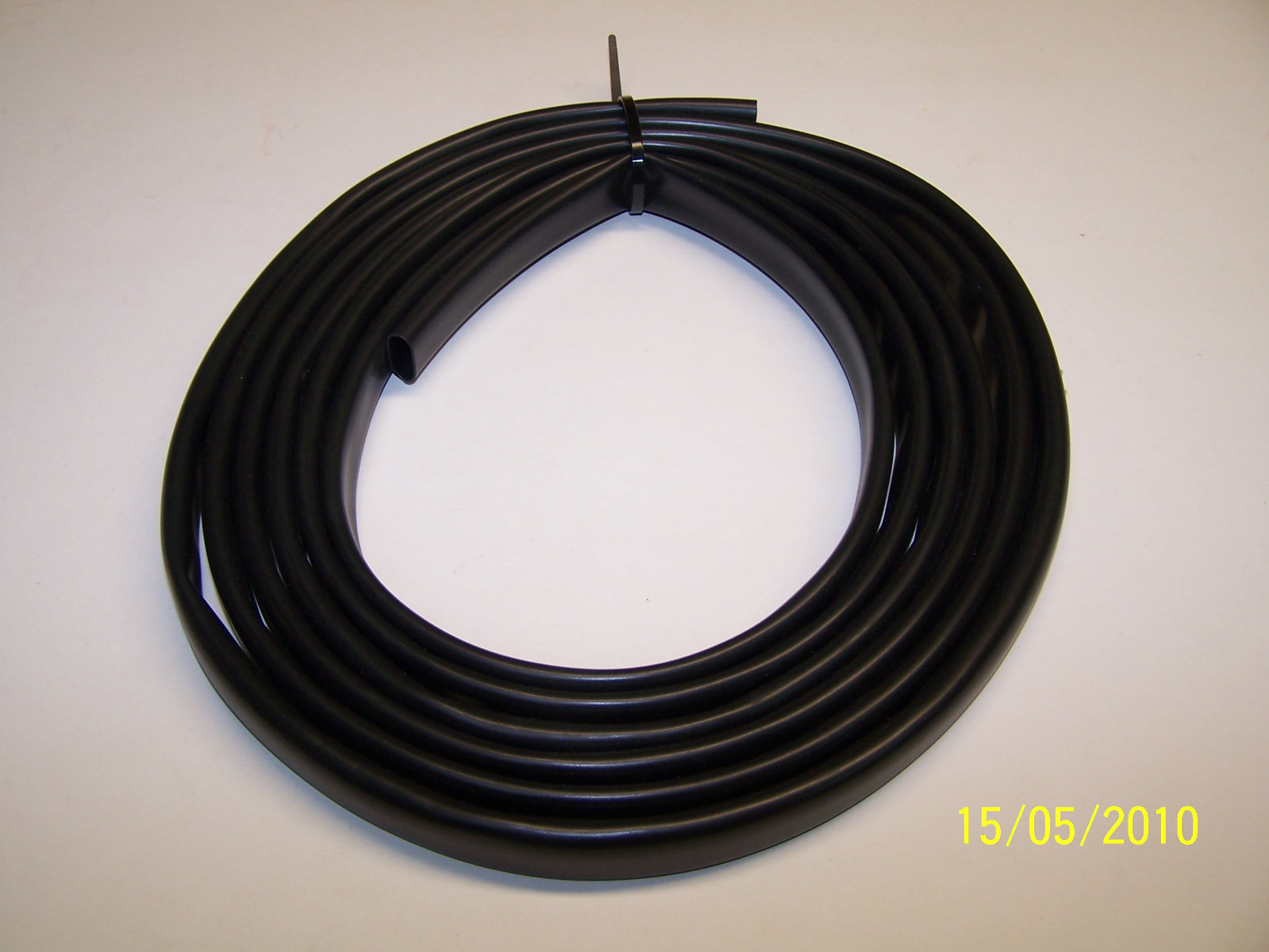 BLACK PVC SLEEVE WIRING HARNESS LOOM FLEXABLE WIRE COVER tube