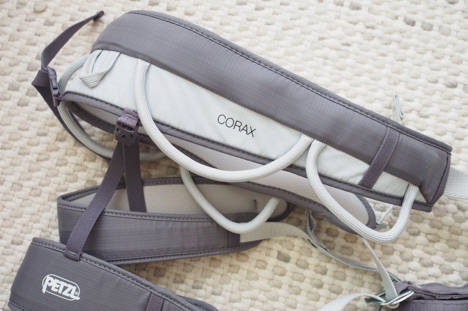 NEW Petzl Corax Size 2 Climbing Harness w/ AM'D Carabiner & Verso Belay Device