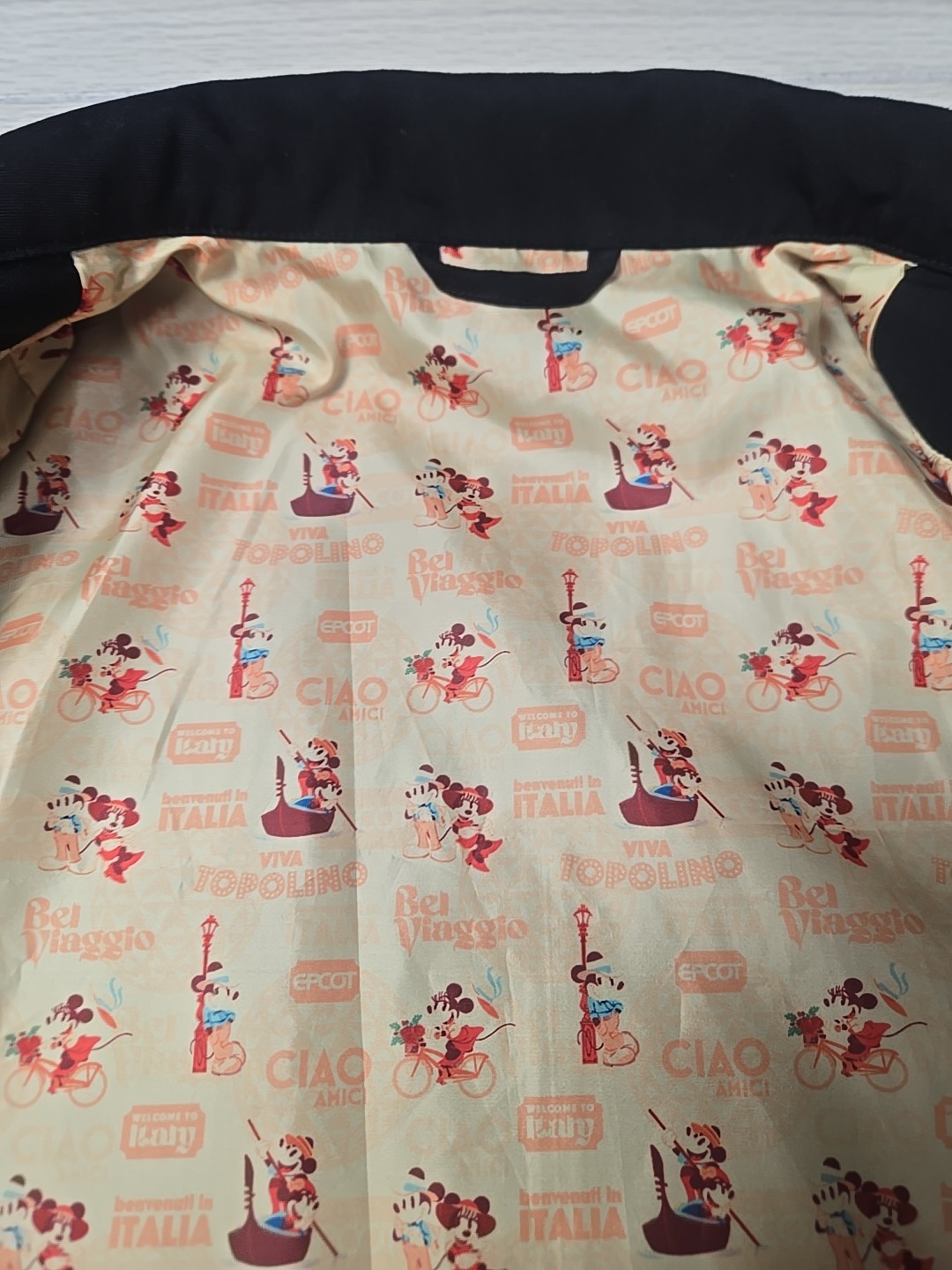 Walt Disney World Epcot Center Jacket Medium Sample Tagged Italy Satin Lined
