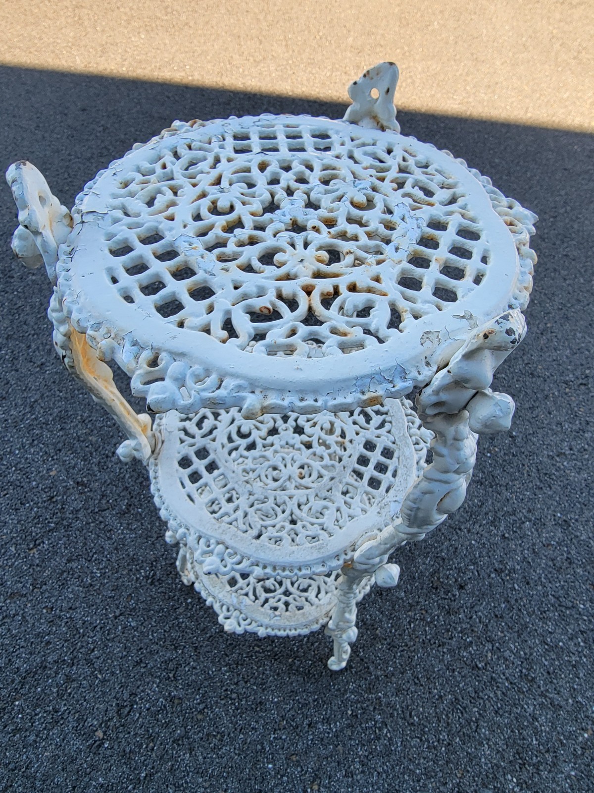 Victorian Style Cast Iron 3-Tier Plant Stand Shelf White