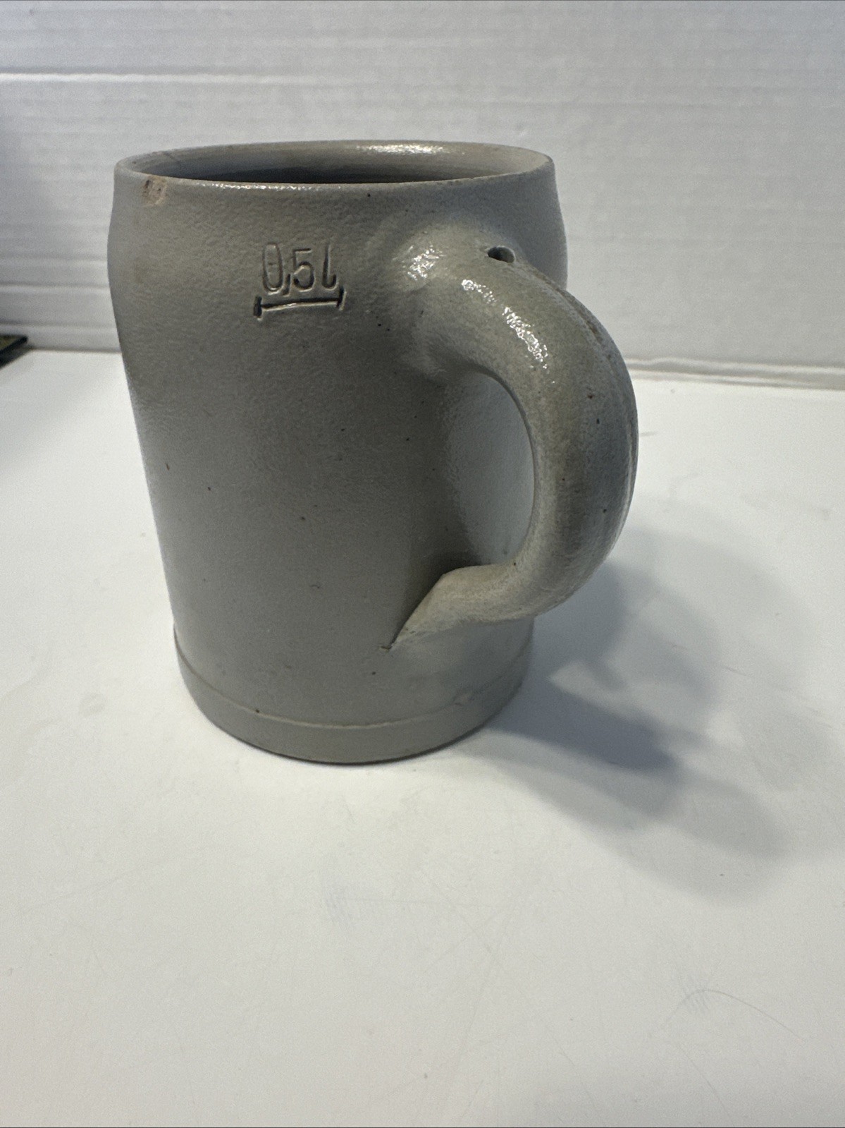 Sandlerbräu Lumbar Stoneware Mug