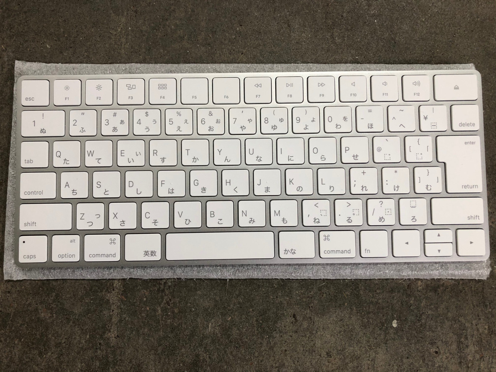APPLE *JAPANESE* Magic Wireless Bluetooth Keyboard MLA22J/A A1644 Mac