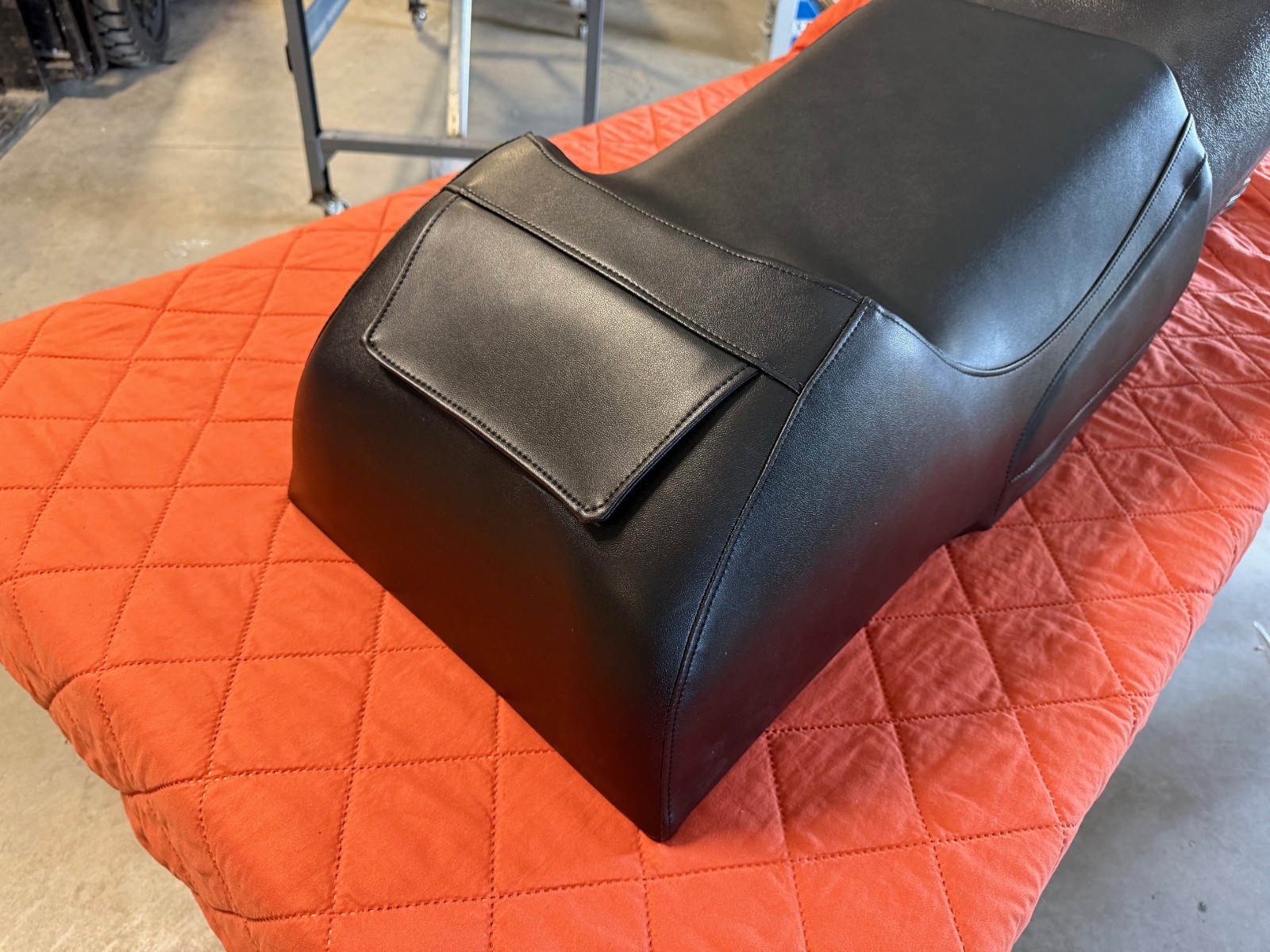 NEW REPLACEMENT SEAT COVER Arctic cat 2000 THUNDERCAT ZRT800 ZRT 600 800 460B