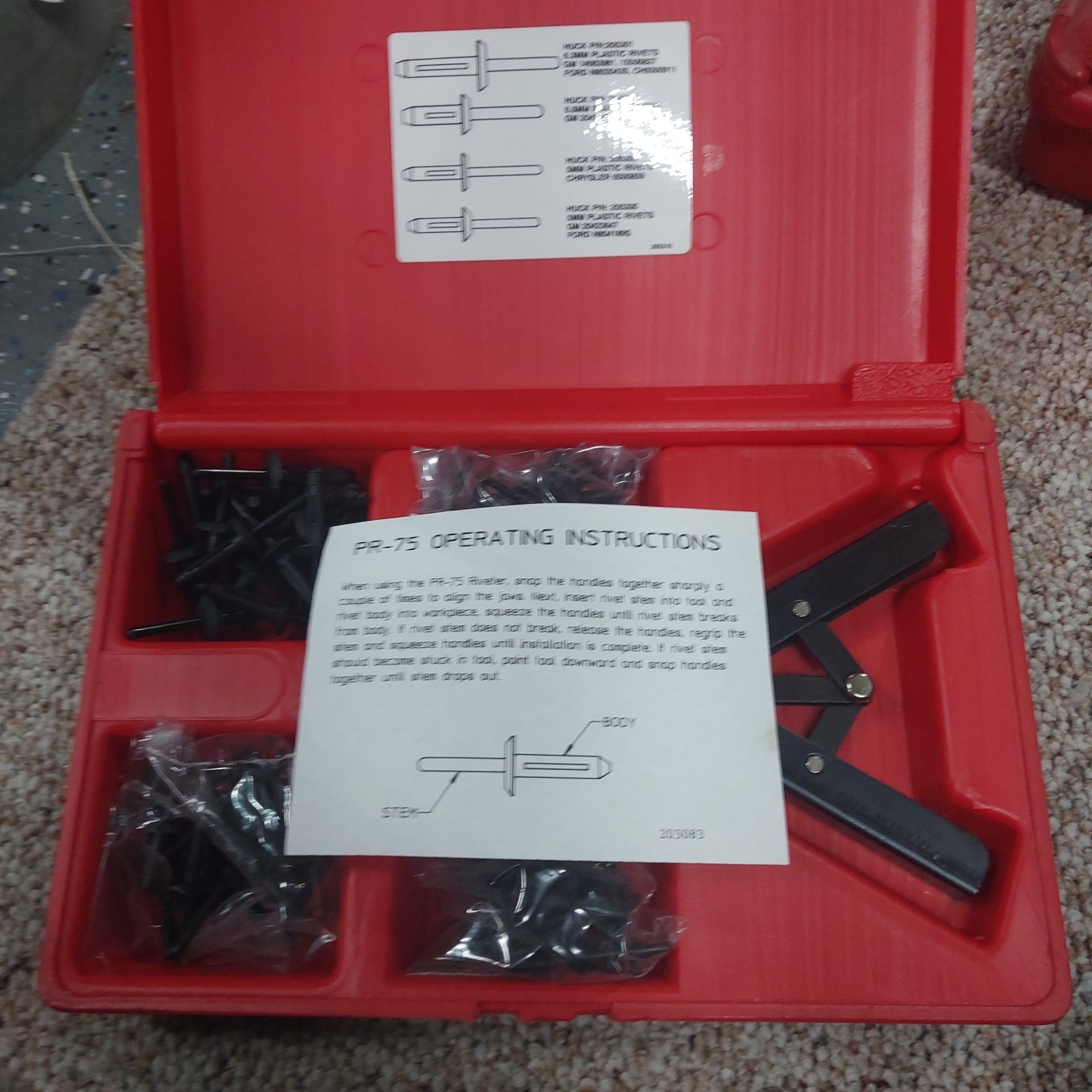 MAC Tools RG-75 Plastic Rivet Tool Kit - Preowned
