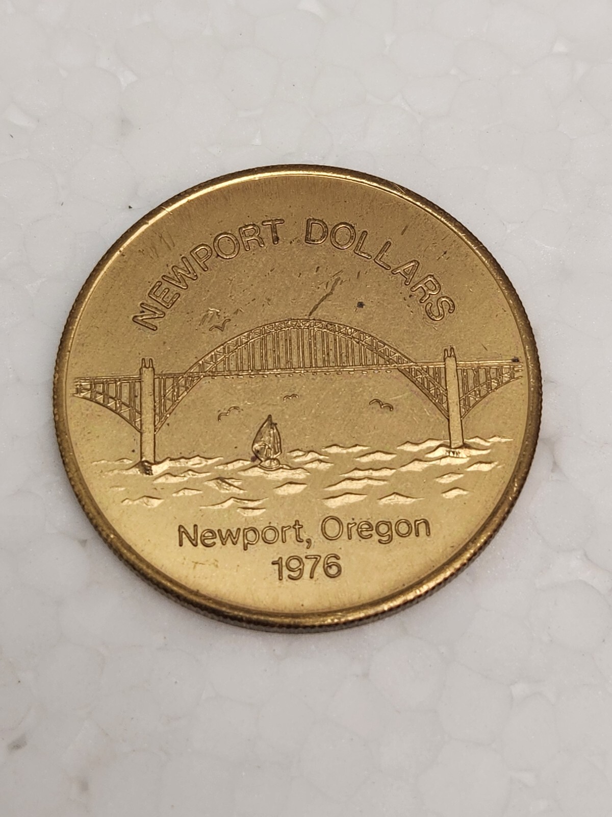 1976 Lions Newport Oregon Newport Dollar 1.5" $1.00 Commemorative Medal 3280