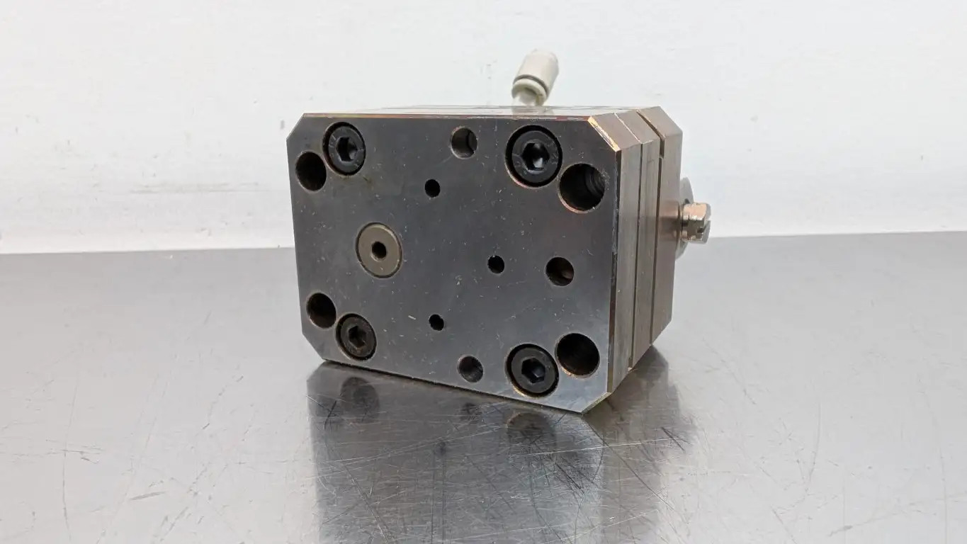 Fanuc EO-9999-527-000 Gear Pump EO-9999-519-000 Zenith Pumps BPB-6391