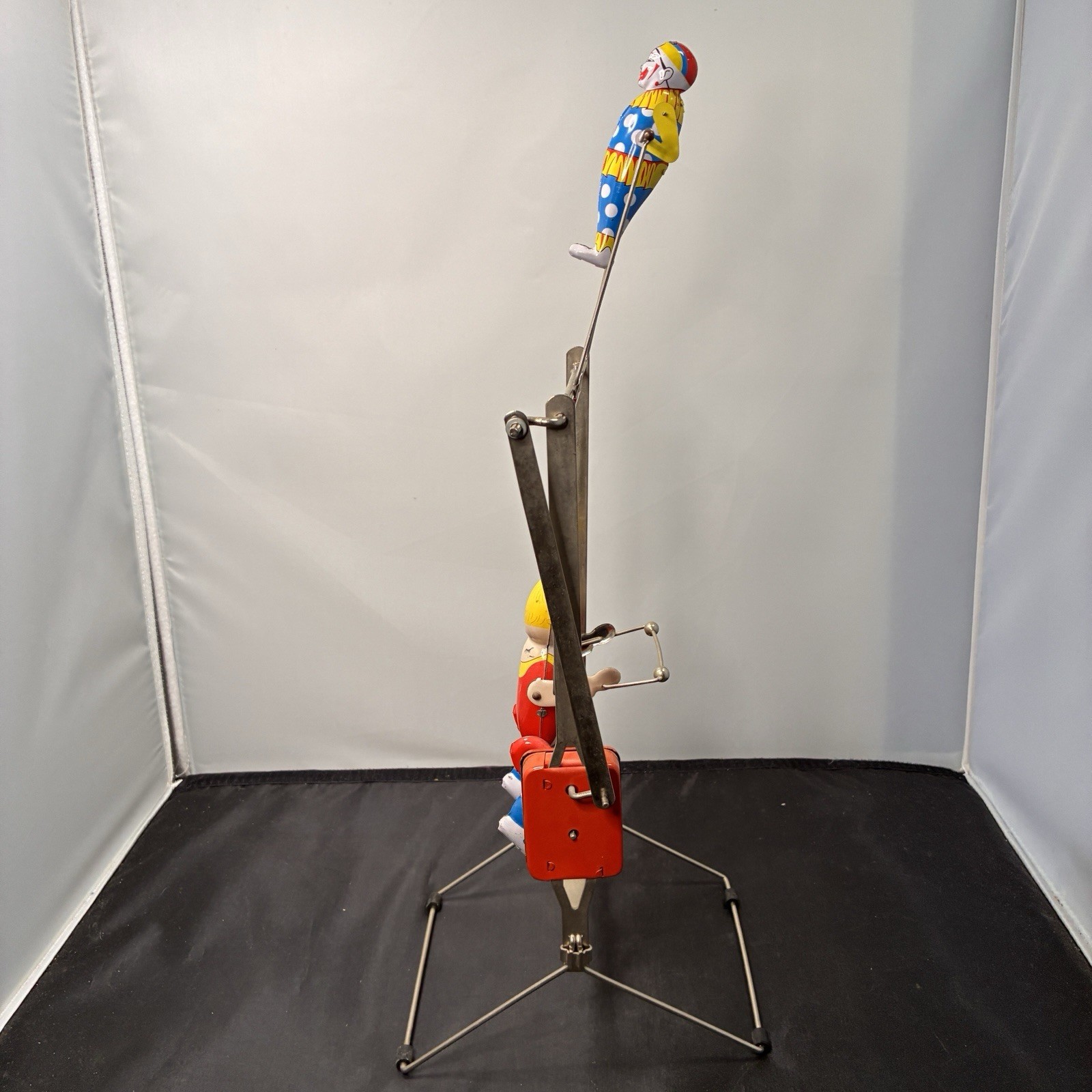 SCHYLLING TIN WIND UP TIK TAK ACROBOAT TOY