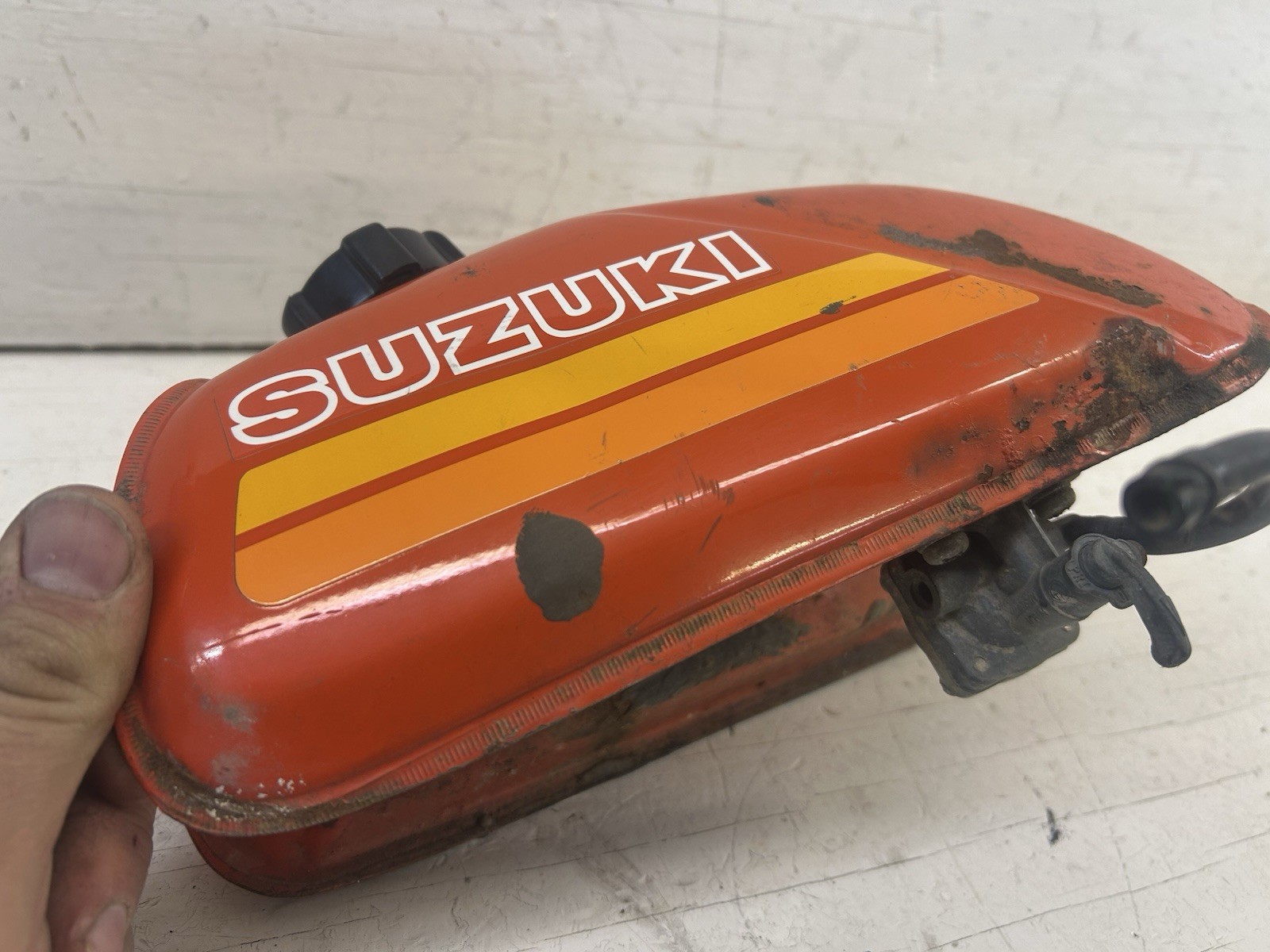 1984 Suzuki LT 50 used Gas Fuel Tank Rusty ^^^