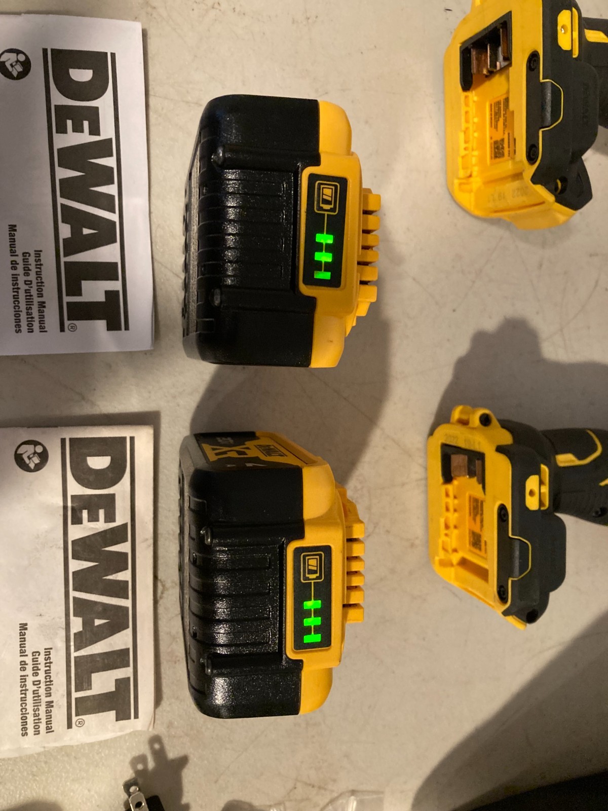 DeWalt 20V Max XR Brushless 2-Tool Combo Kit DCD800 DCF850 (2) 4Ah Batts w/Bag