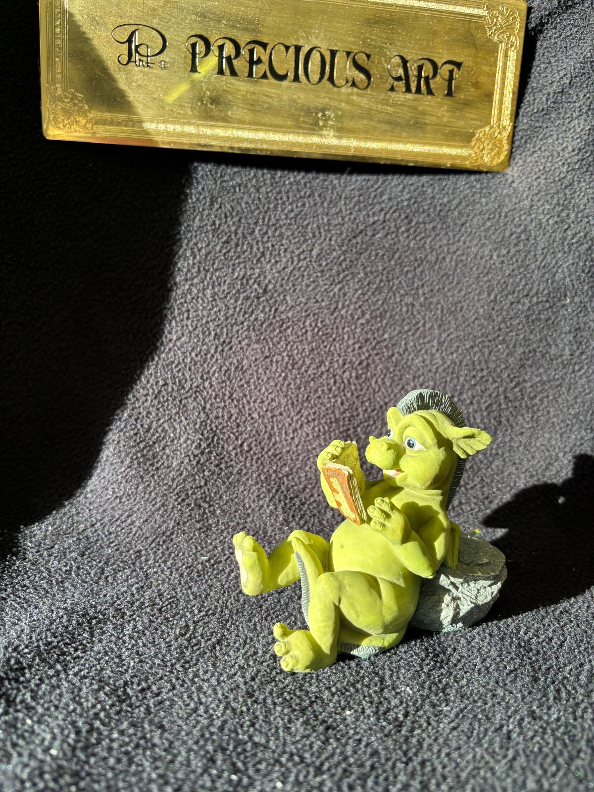 Krystonia MINT New in UNOPENED Box Comic Delight # 3994 READ