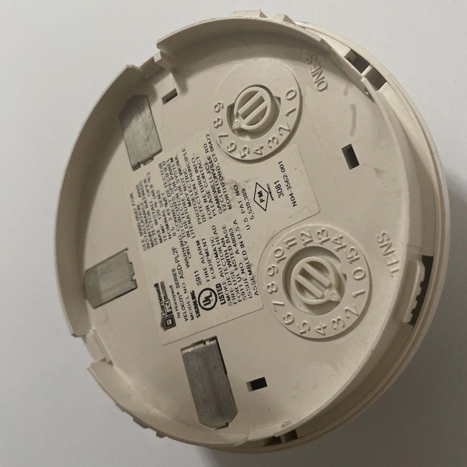 ASD-PL2F - Gamewell FCI Ivory Fire Alarm Addressable Smoke Detector - Tested