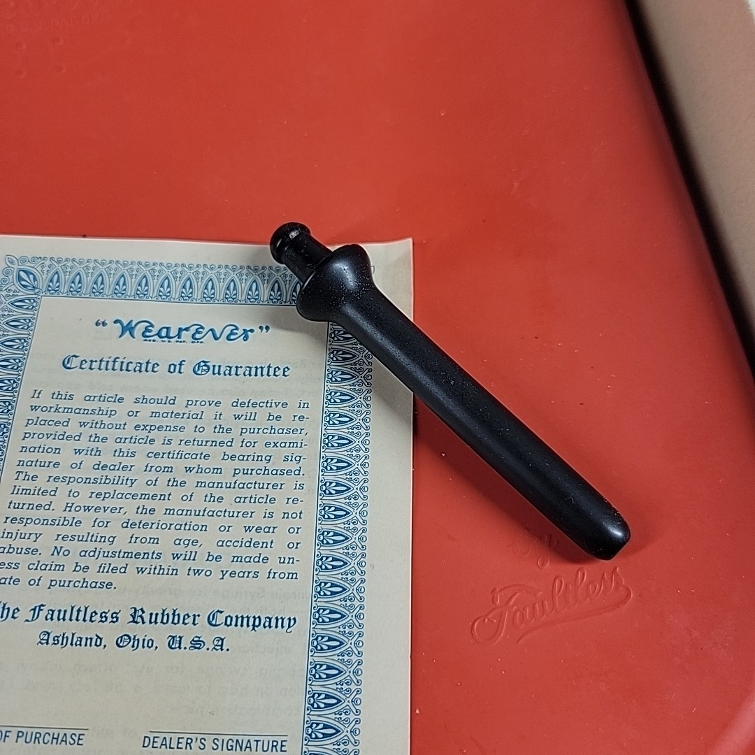 VTG Wearever Combination Hot Water Bottle & Syringe Red 452 45 Size 2 USA Prop