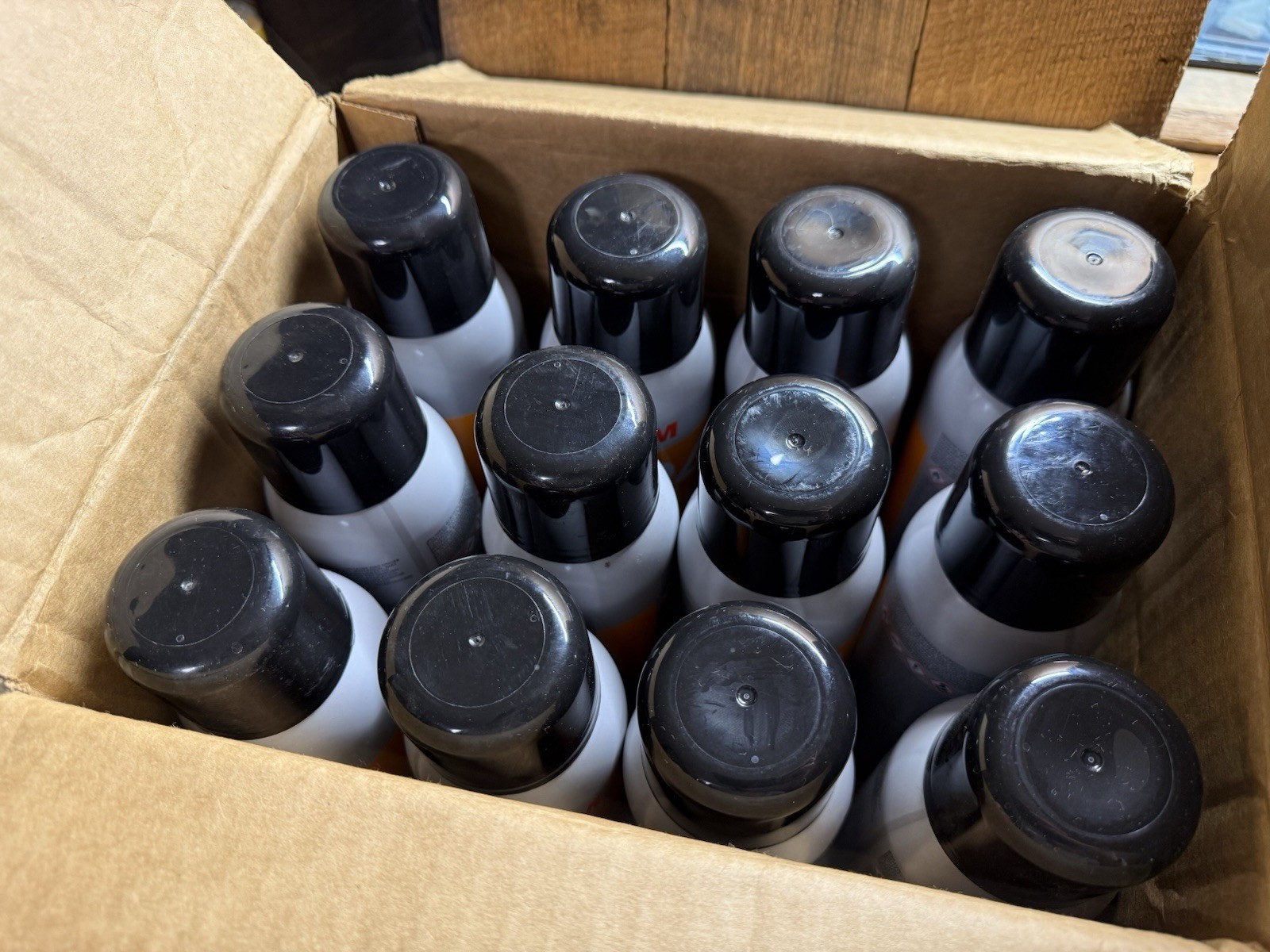 3M Foam & Fabric 24 Spray Adhesive, Full Case of 12 Cans, 7100179450, 13.8oz ea.