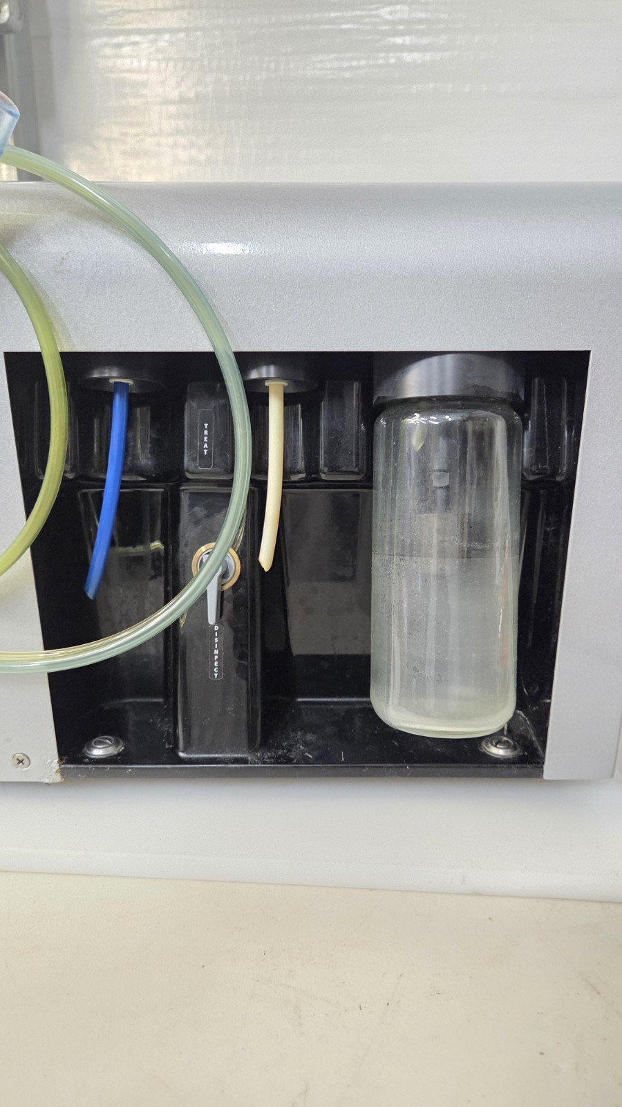 Envy SilkPeel Hydrafacial Dermalinfusion System A0112 Less Than 15 Hrs Used