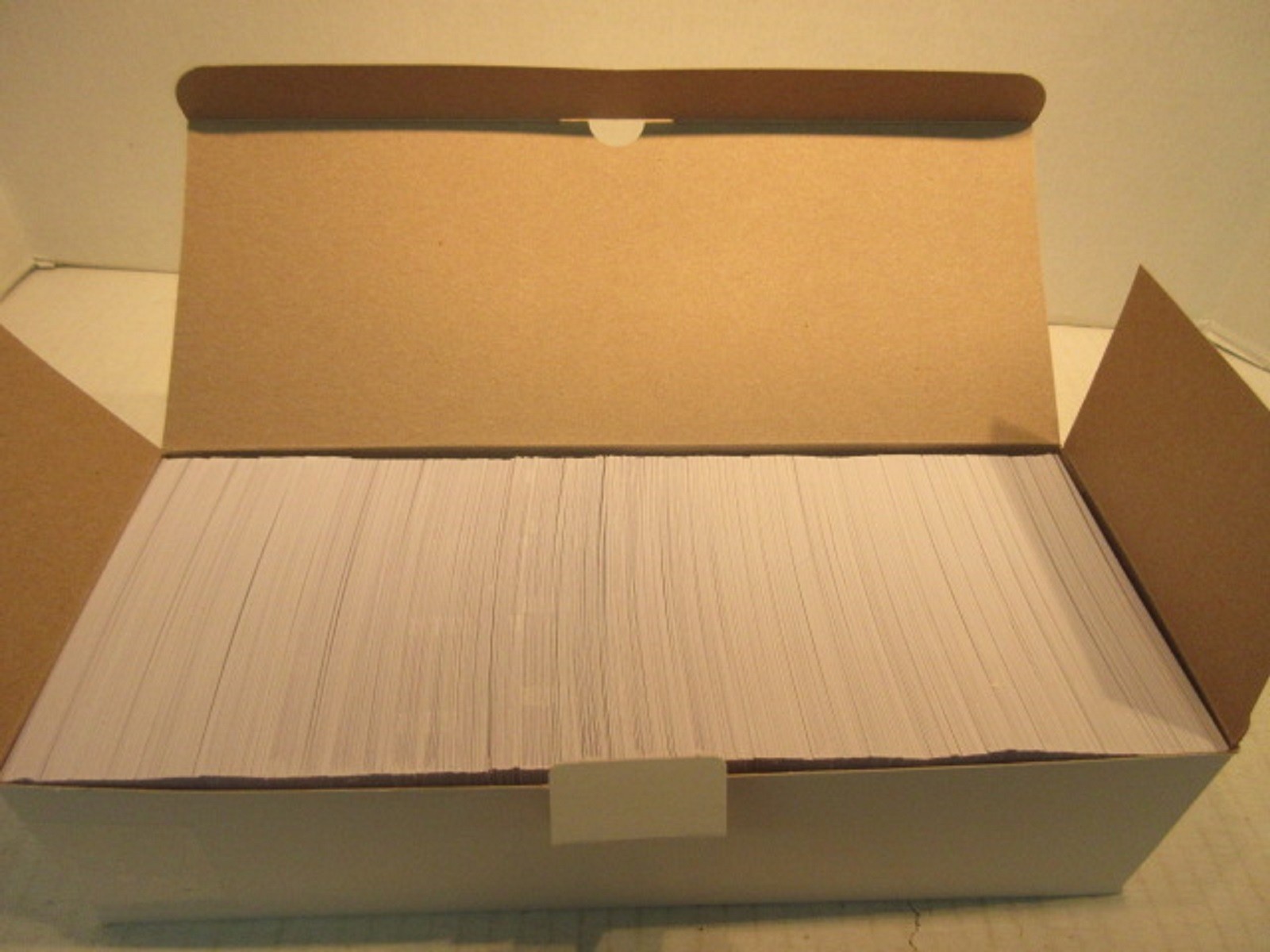 Box Of 1000 Unitrade 102 Black Dealer Sales Cards For Stamps Display