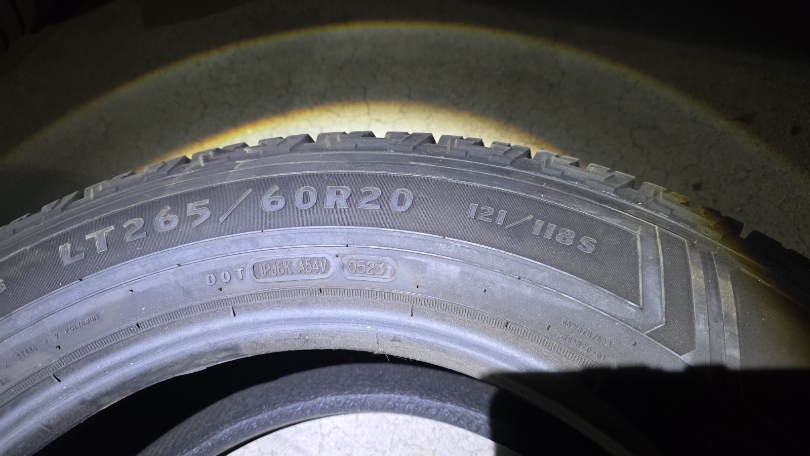 Goodyear Wrangler Workhorse HT LT265/60R20 like new condition