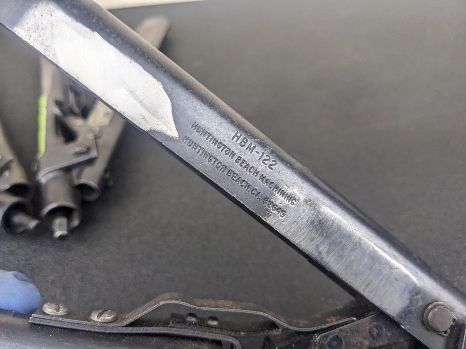 #bl614 Huntington Beach 4pc HBM 122 Rivet Gun Hand Riveter Pulling Aircraft Tool