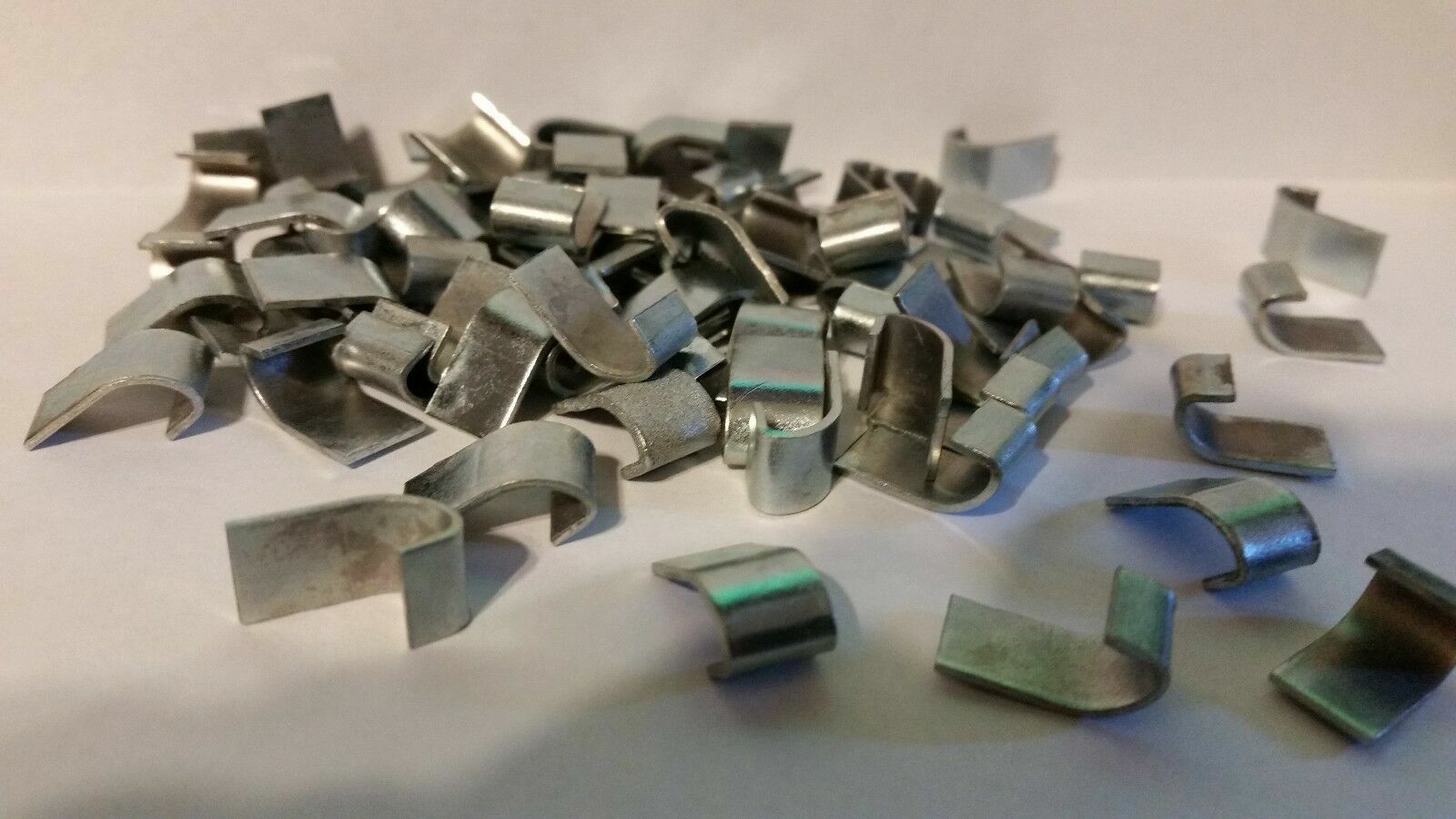 5/16" x 1/2" Standard J-Clip Galvanized, Stainless Steel or Aluminum Cage Clips