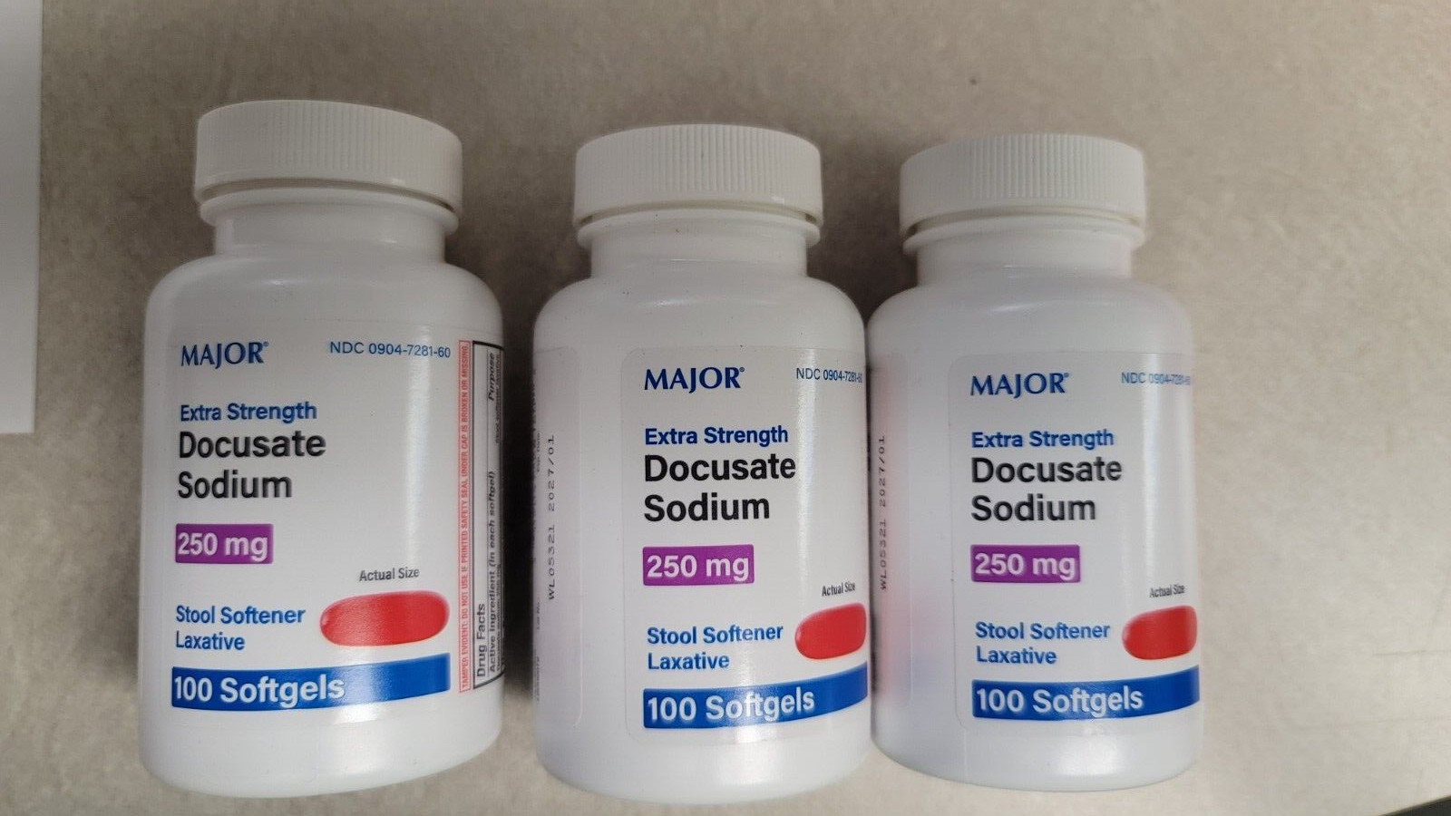 Major Docusate Sodium 250 mg Softgels Stool Softener 100ct -3 Pack -Exp 01/2027