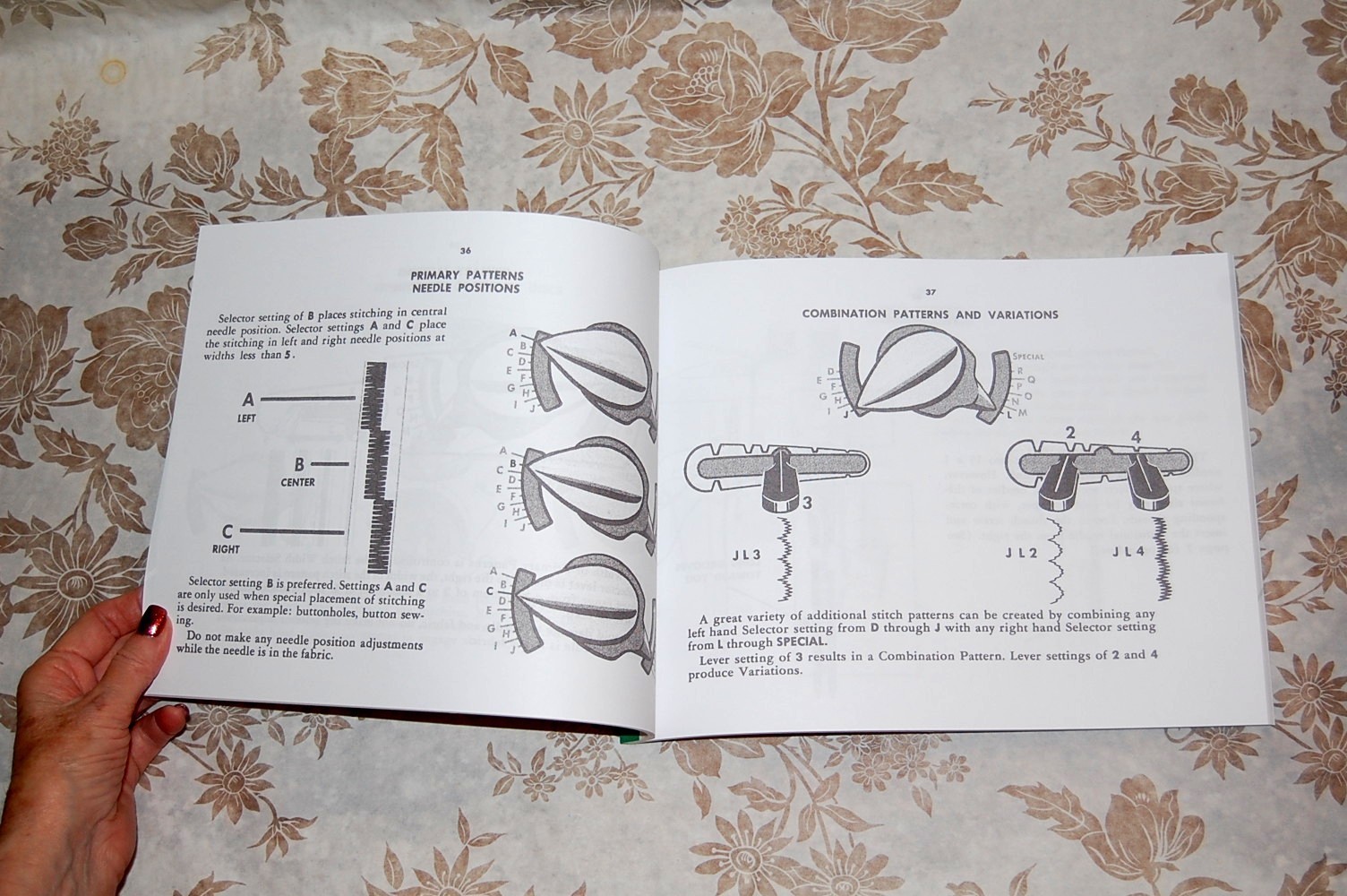 Rare Deluxe-Edition Instructions Manual for Singer 500, 500A Sewing Machines