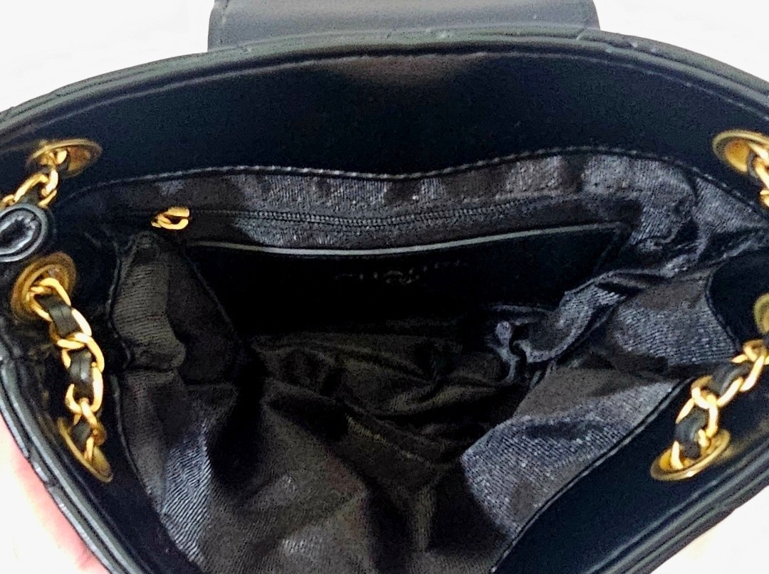 Chanel Makeup Black Quilted CC Bag - VIP Gift
