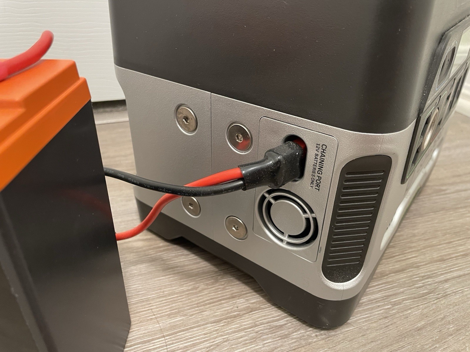 Goal Zero Yeti 400 Power Station With Auxiliary Battery And Charger