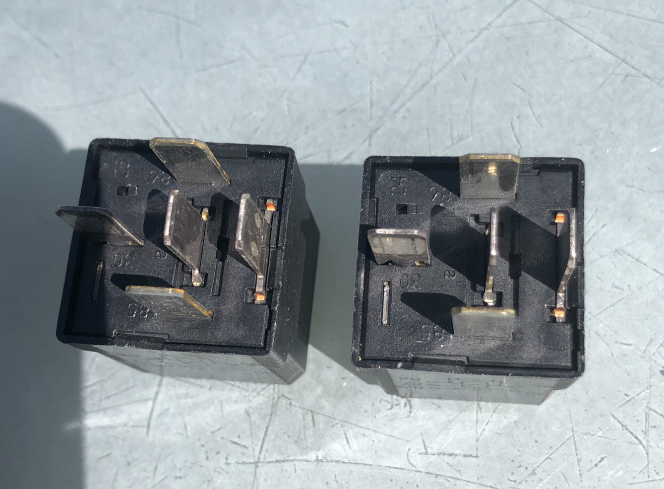 DODGE JEEP CHRYSLER MULTIPURPOSE 5 PIN RELAY 04727370AA (50732)OEM tested 2pcs