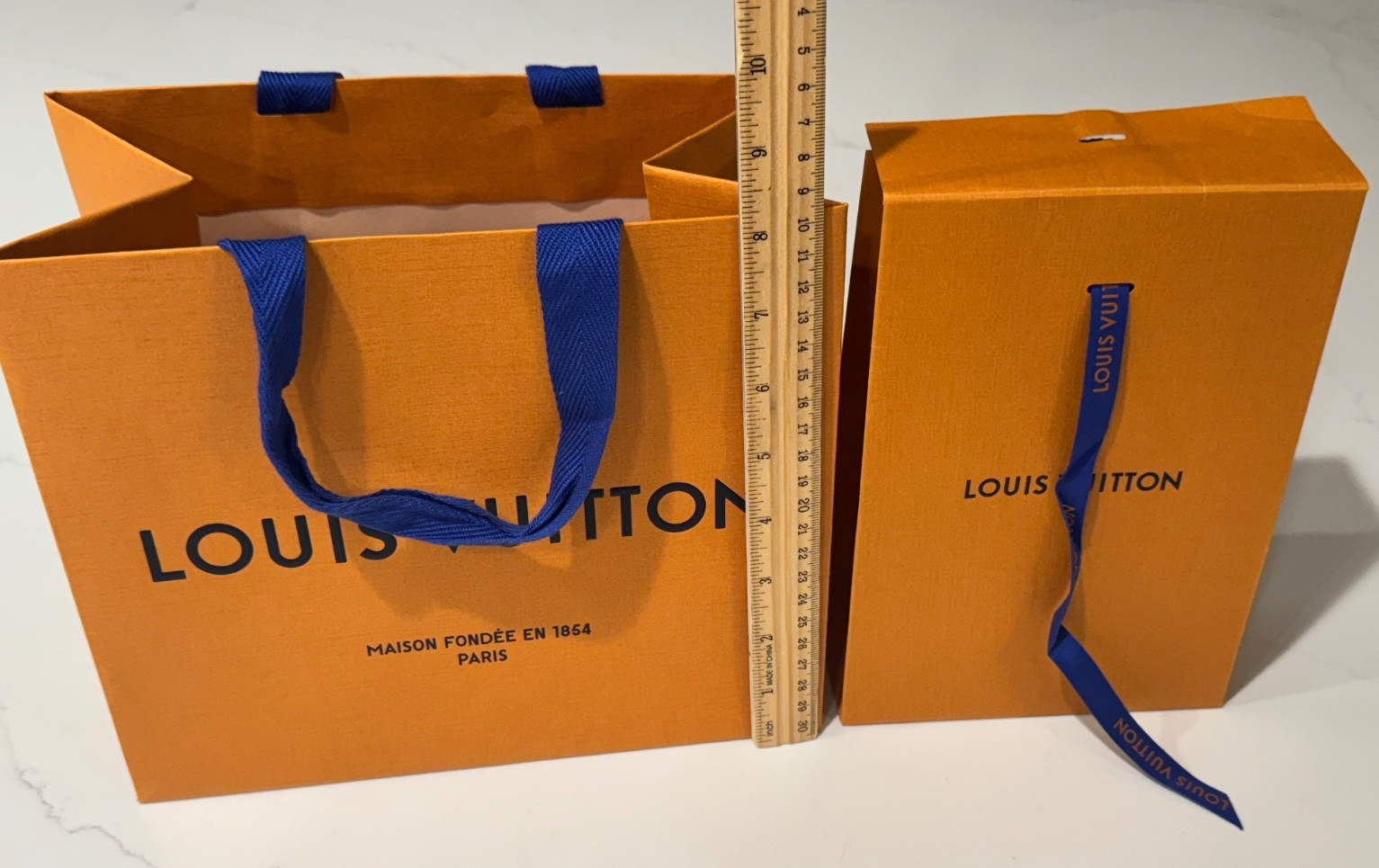 EMPTY LOUIS VUITTON PAPER GIFT BAGS 9.75"X8"X6" & 8.5"X6"X4" LOT OF 2