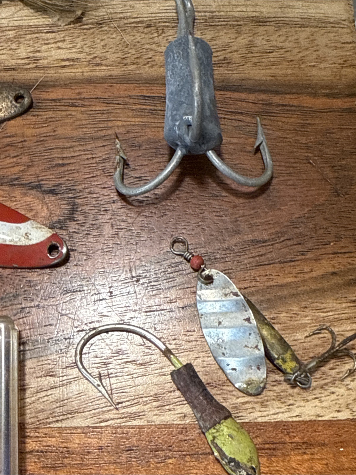 Lot Fishing Supplies Vintage Flies Lures Line Weights Scale Hooks