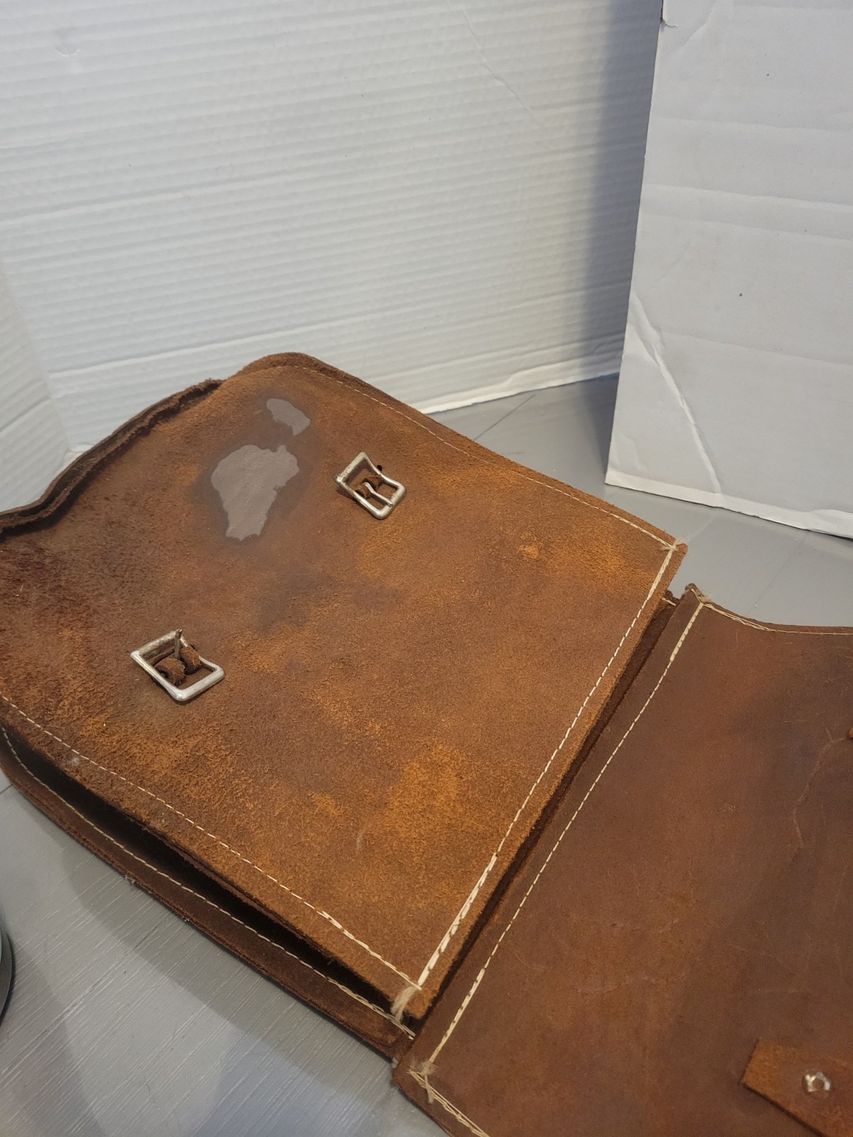 Antique Saddlebags Suede Satchel Style Read