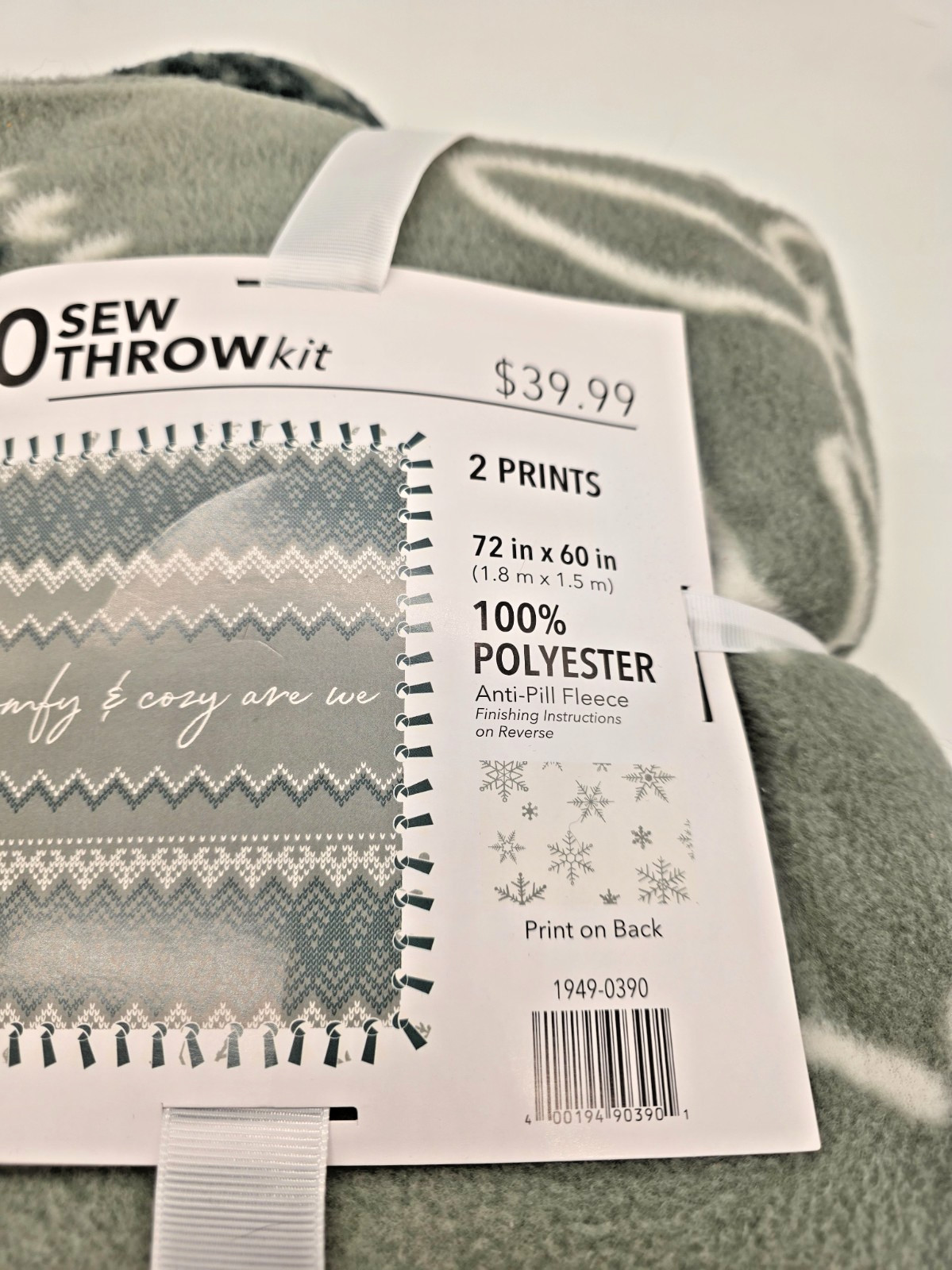 No Sew Throw Kit 72"x60" Anti-Pill Fleece Blanket 2 Prints Green Winter Snowflak