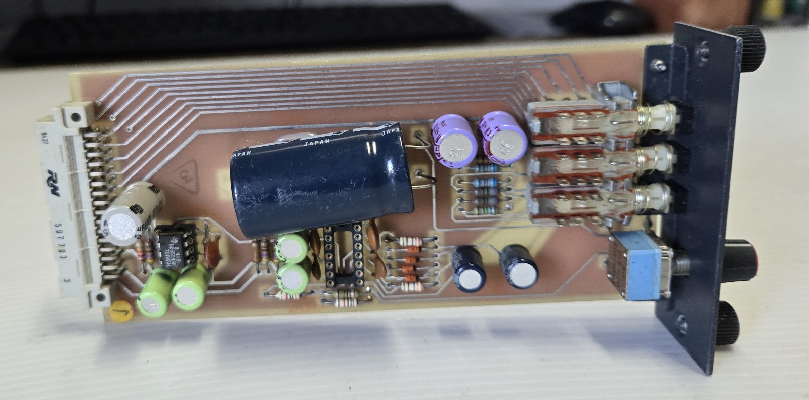 Mitsubishi Westar Quad Eight Diff Mic Pre 82071