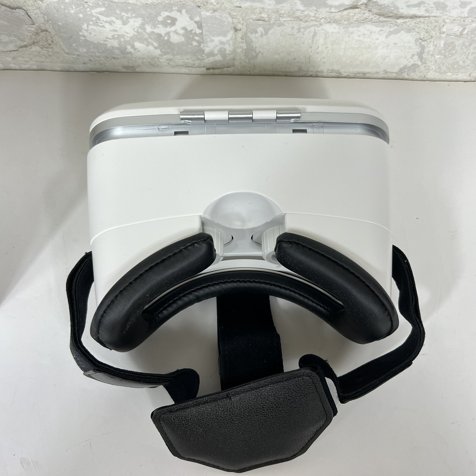 Autonomous (A45) Teleport VR Headset / Phone Goggles / Virtual Reality/White New