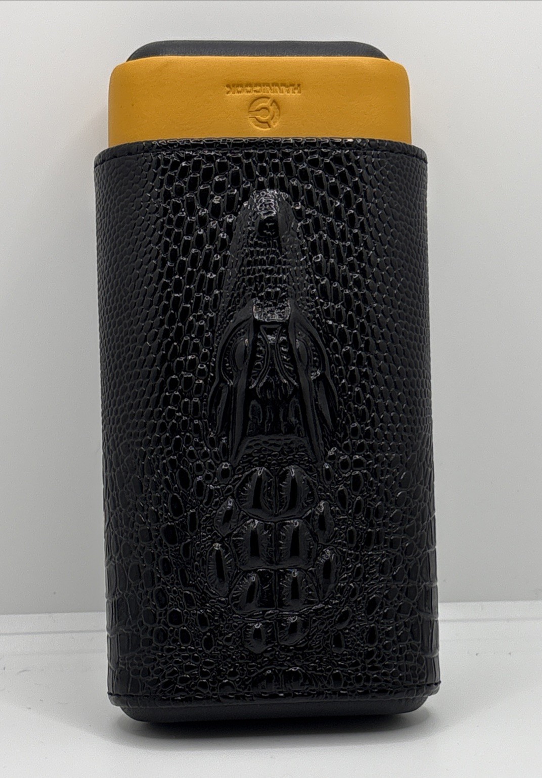 Black Crocodile Pattern 3-Cigar Travel Case