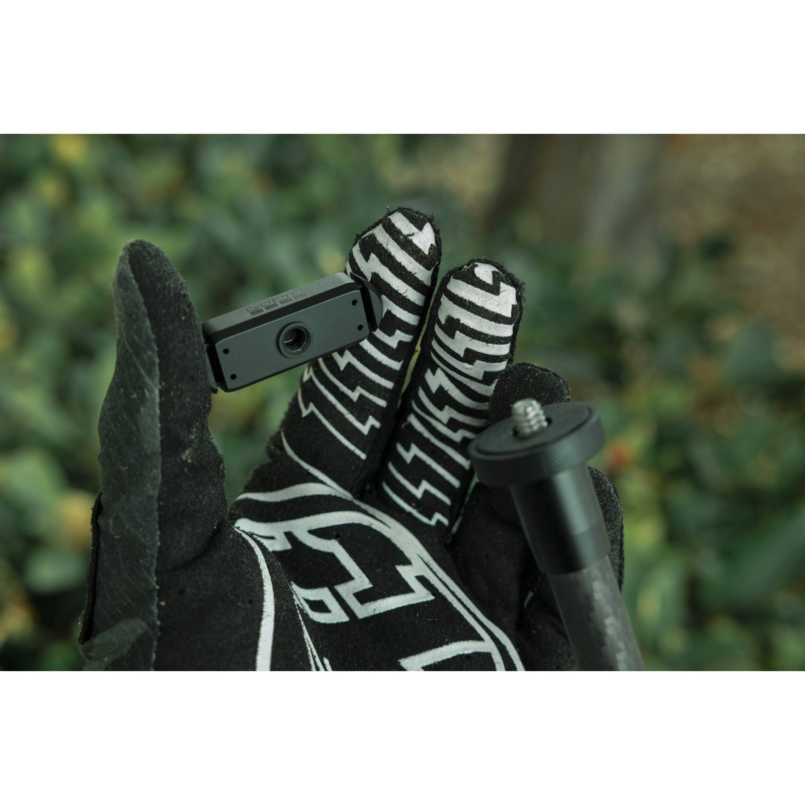 GoPro Magnetic Latch 1/4"-20 Quick Release Mount