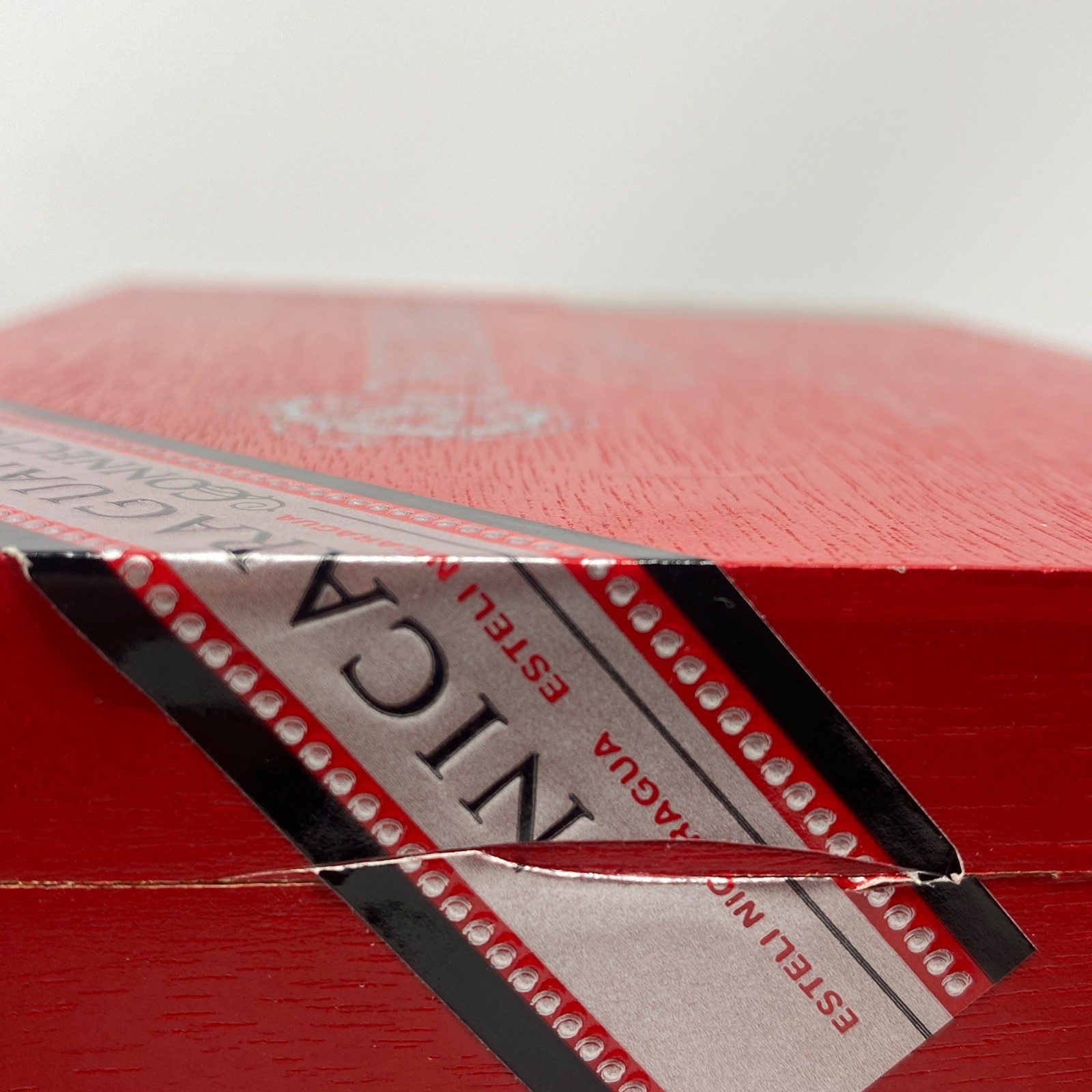 Empty Cosechero Wooden Cigar Box Red 50 Robustos - Nicaraguan - Storage Crafts