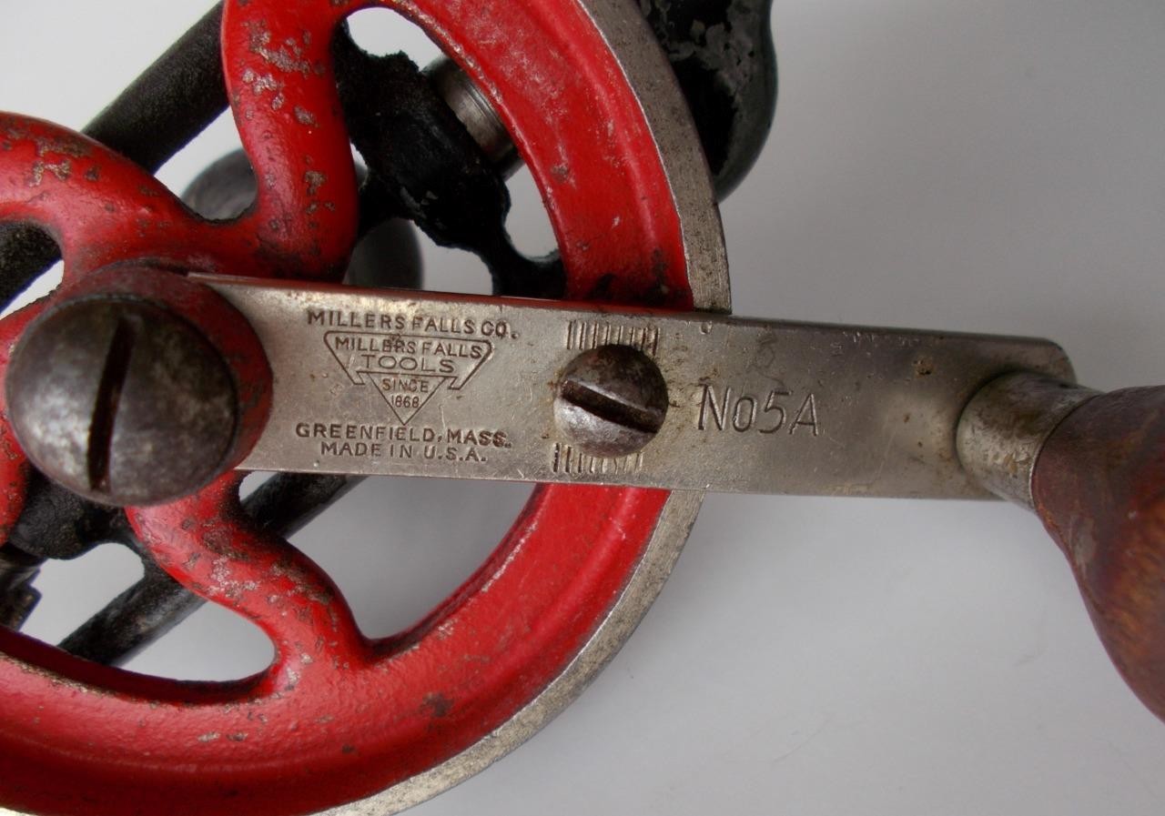 Vintage Millers Falls No 5A Eggbeater Hand Drill w/Bit Storage & Bits