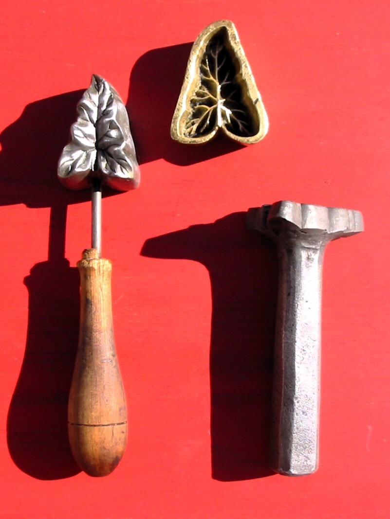 Vintage 3 pc Millinery Triangular Tropical Leaf Flower Mold Brass Antique #53