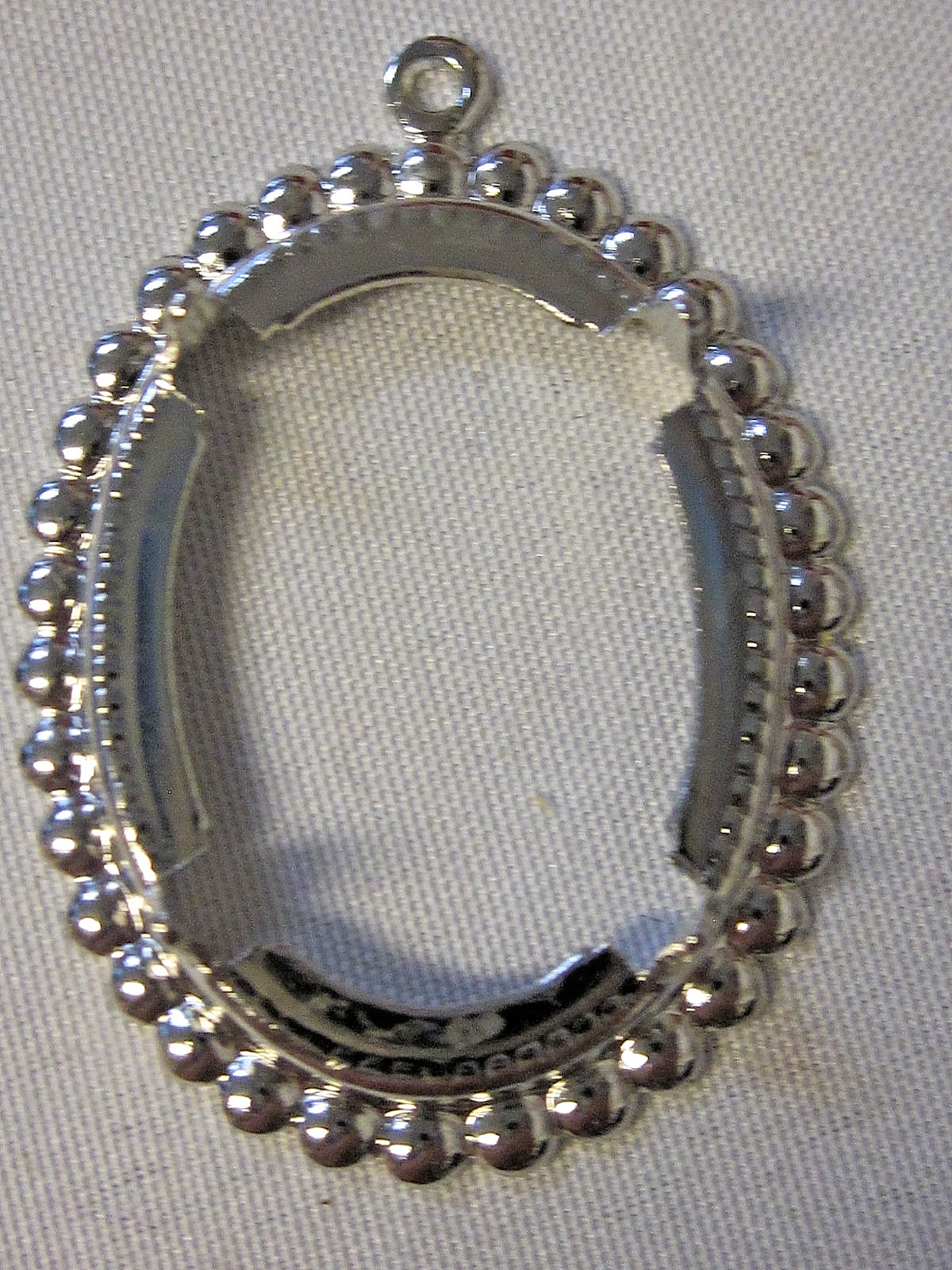 12- Rare Prong Set Rhodium Silver PLATED 25x18mm Oval Cameo Pendant Settings NOS