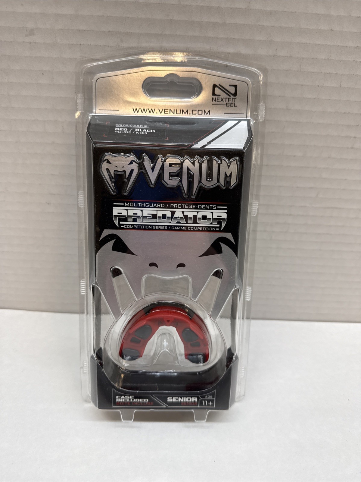 Venum Predator Mouthguard with Case Red Black