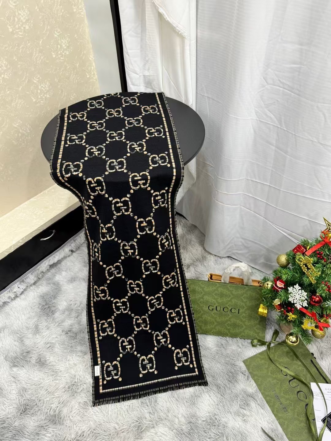 SCARF GUCCI SCARF SHAWL AUTHENTIC 100% CASHMERE BLACK BEIGE CLASSIC LOGO