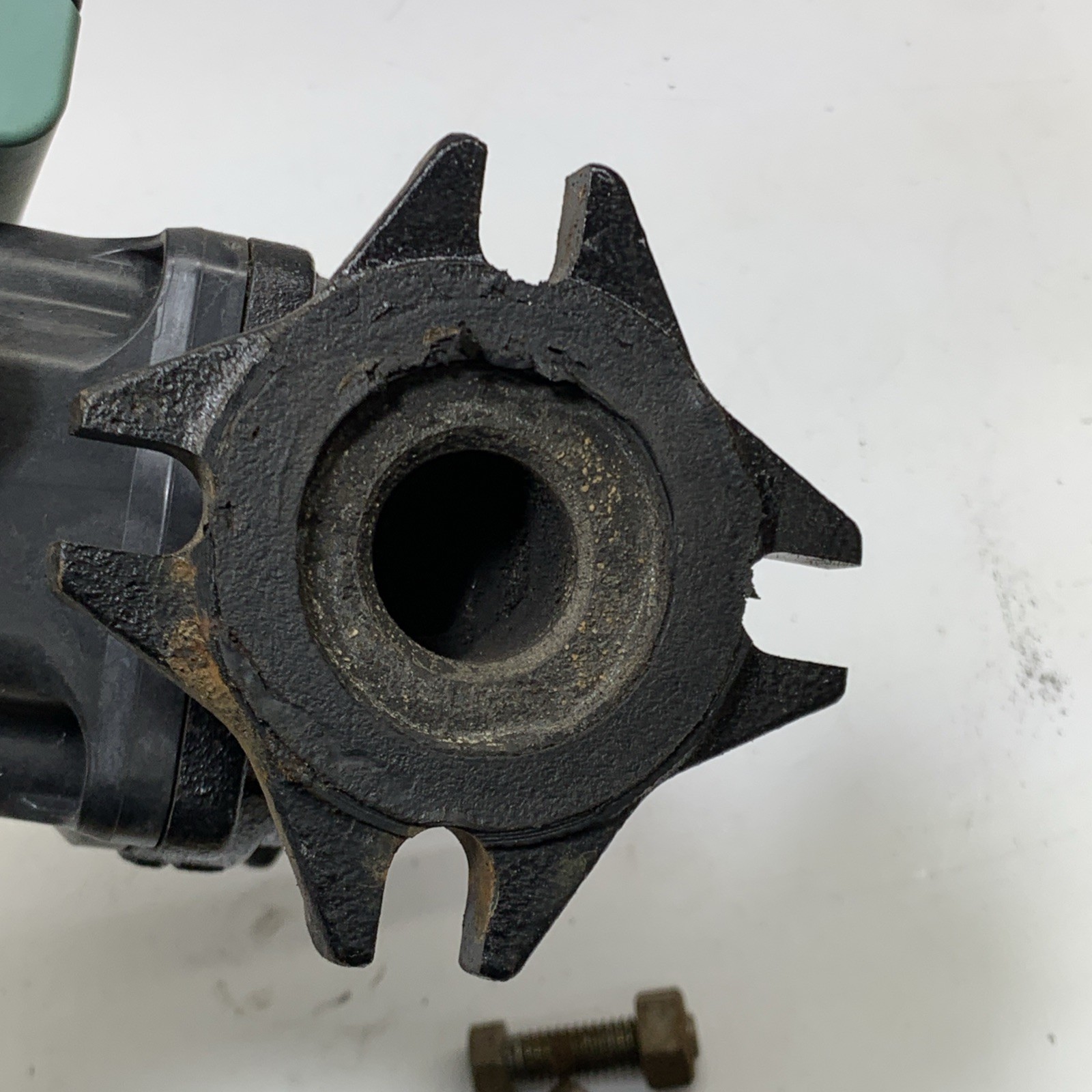 Taco Comfort Solutions Cast Iron ECM High-Efficiency 2-Flange Circulator Pump