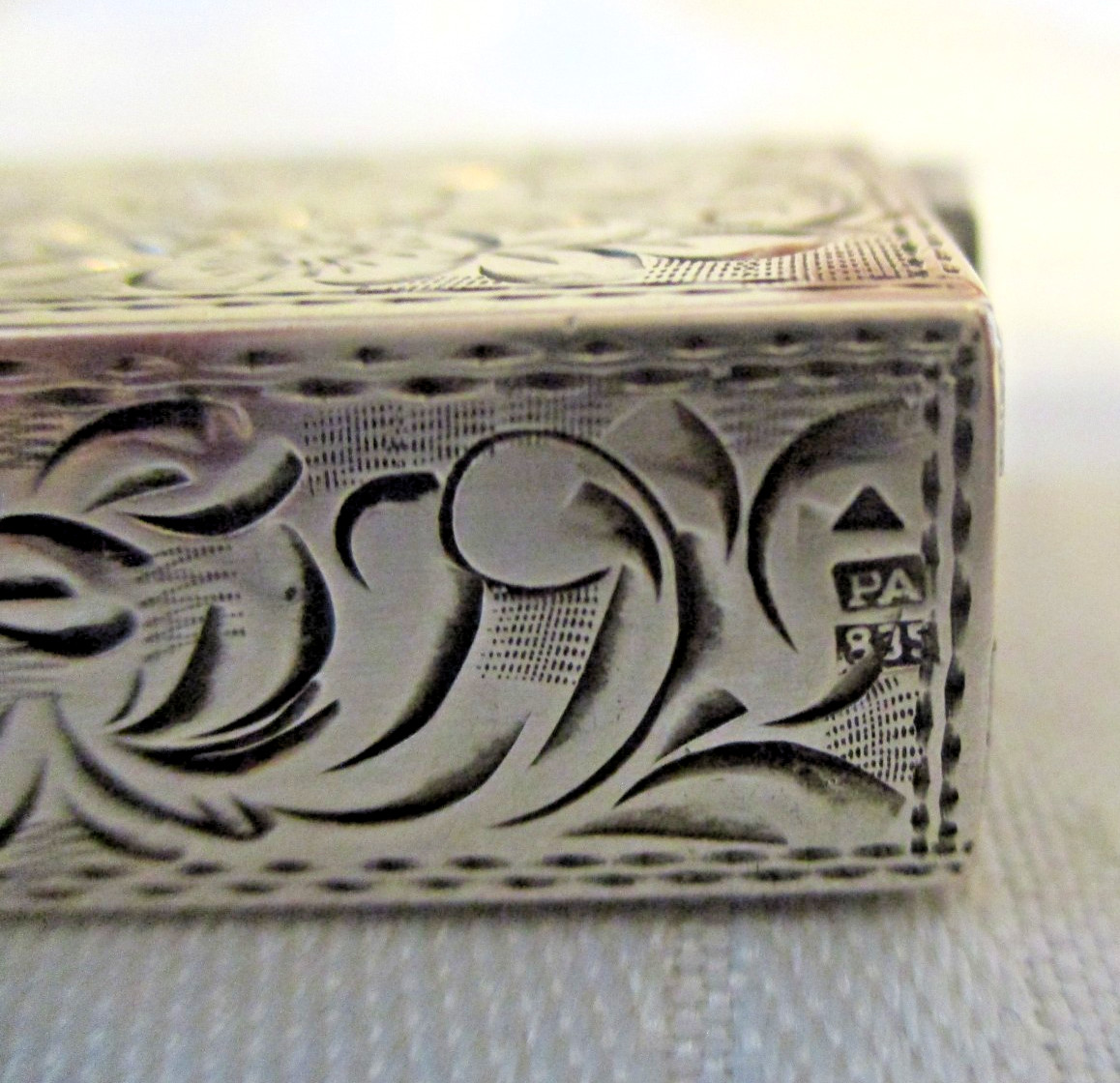 Art Deco Heavy Silver Lighter with Hall Marks 835