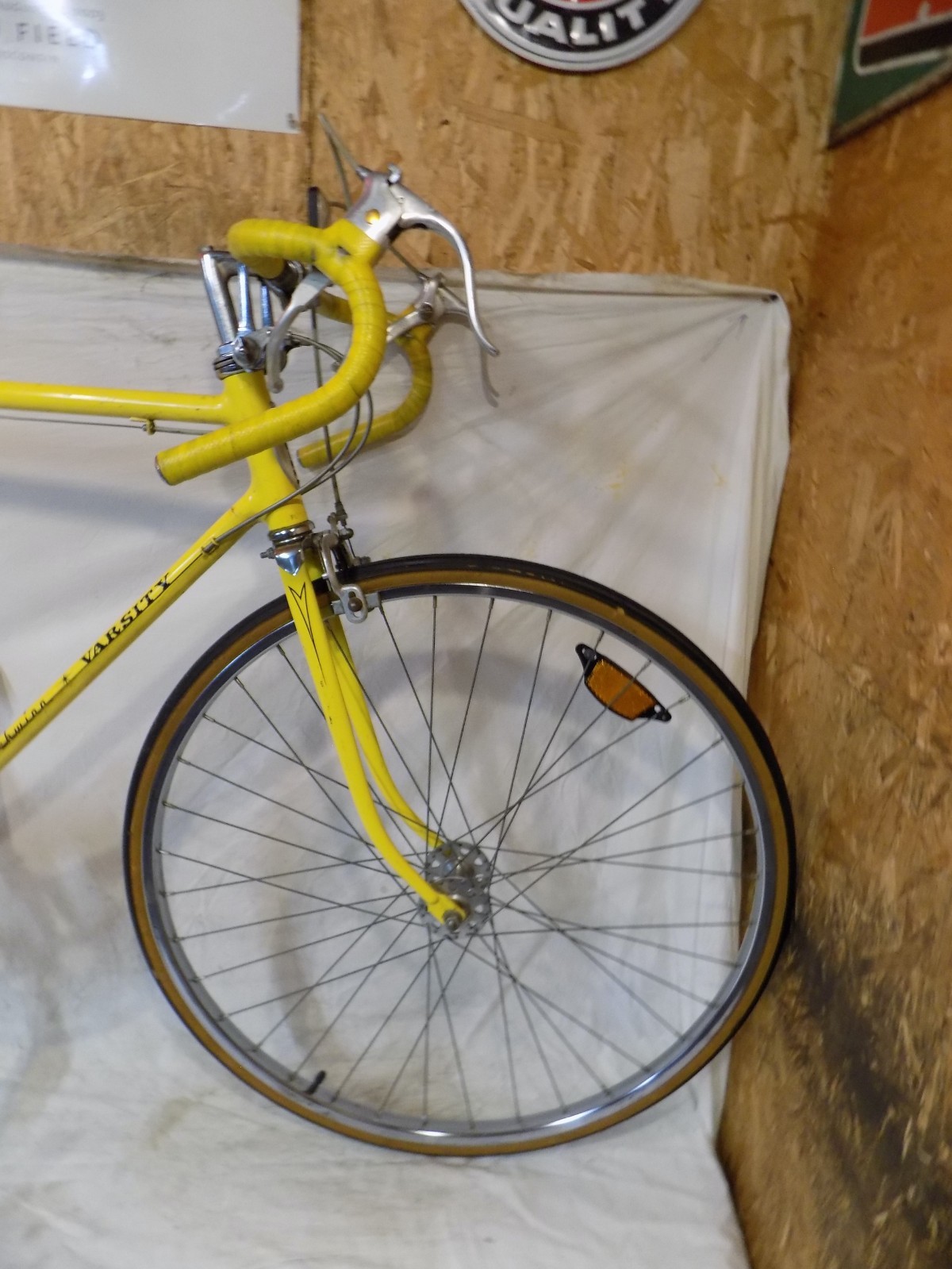 1975 SCHWINN VARSITY MENS 10-SPEED ROAD BIKE VINTAGE CONTINENTAL KOOL LEMON 27