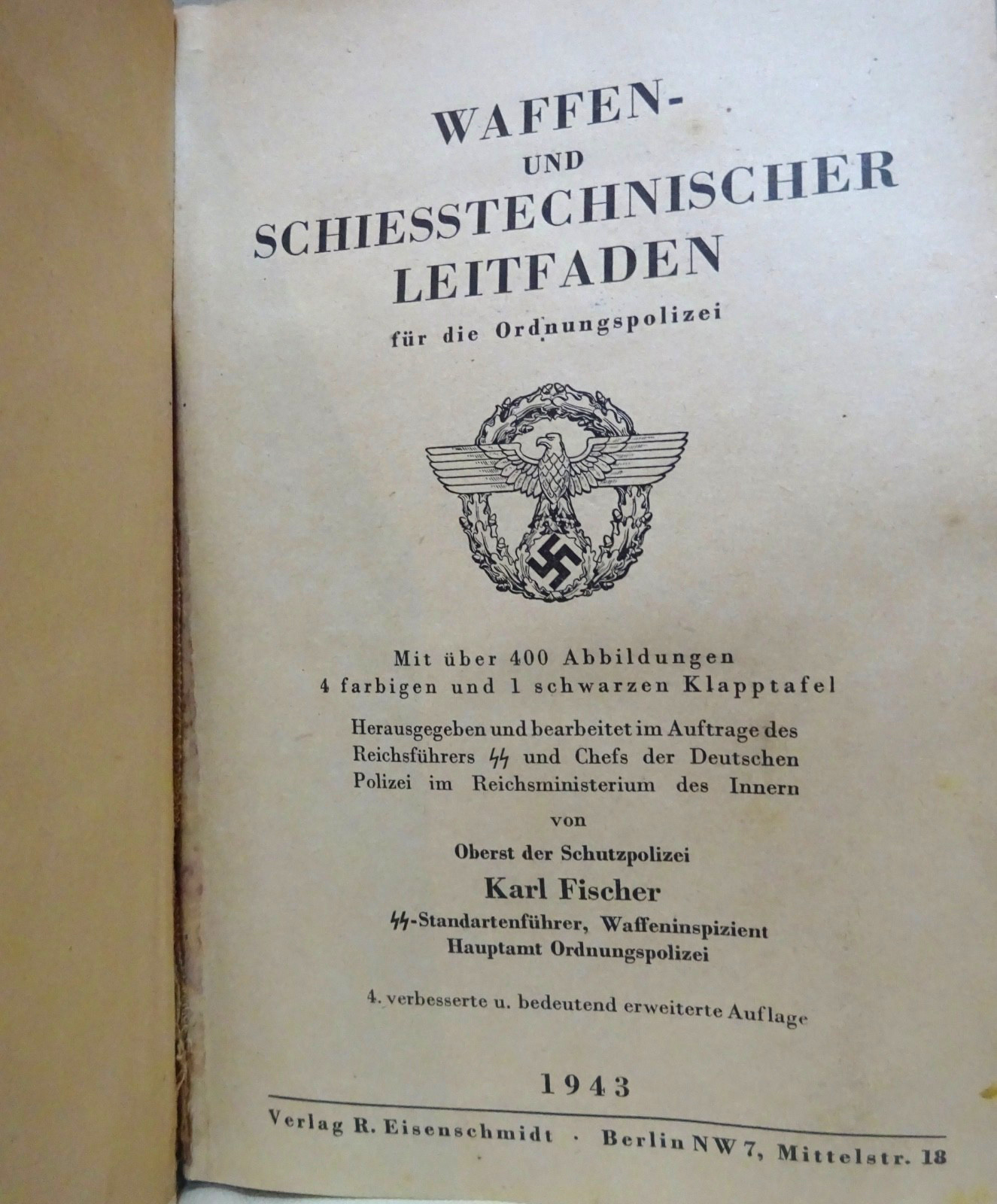 German Third Reich book 1943 Book of police arms ++ 568 pages B&W photos Pre