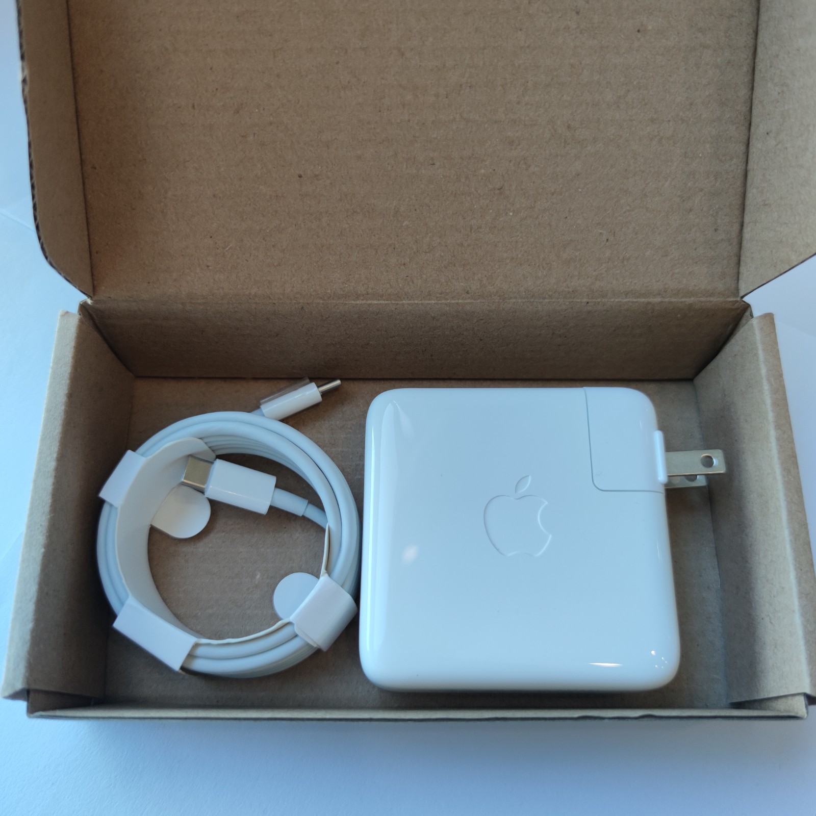 Genuine OEM 61W USB-C Type-C Adapter Charger For Apple MacBook PRO 13 inch A1718