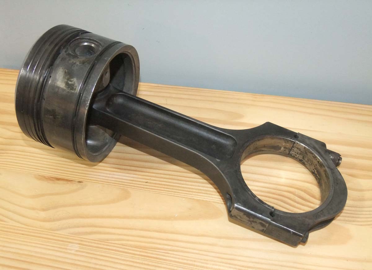 Original Messerschmitt Bf-109 Piston, Daimler Benz DB 605 Engine